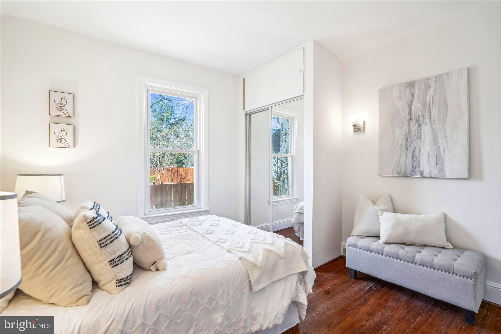 HOLLADAY - Residential