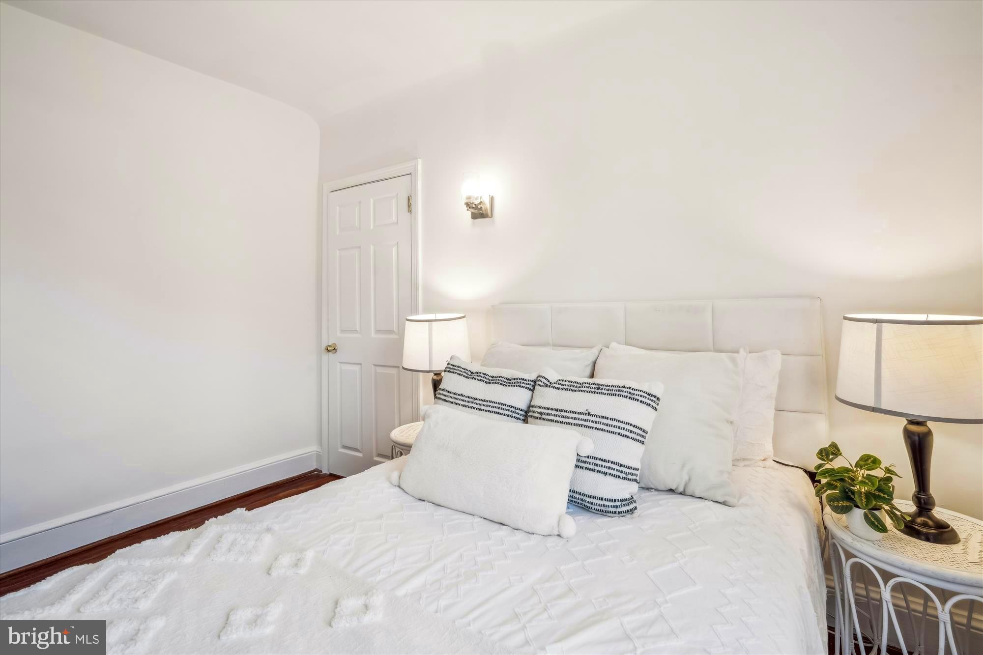 HOLLADAY - Residential