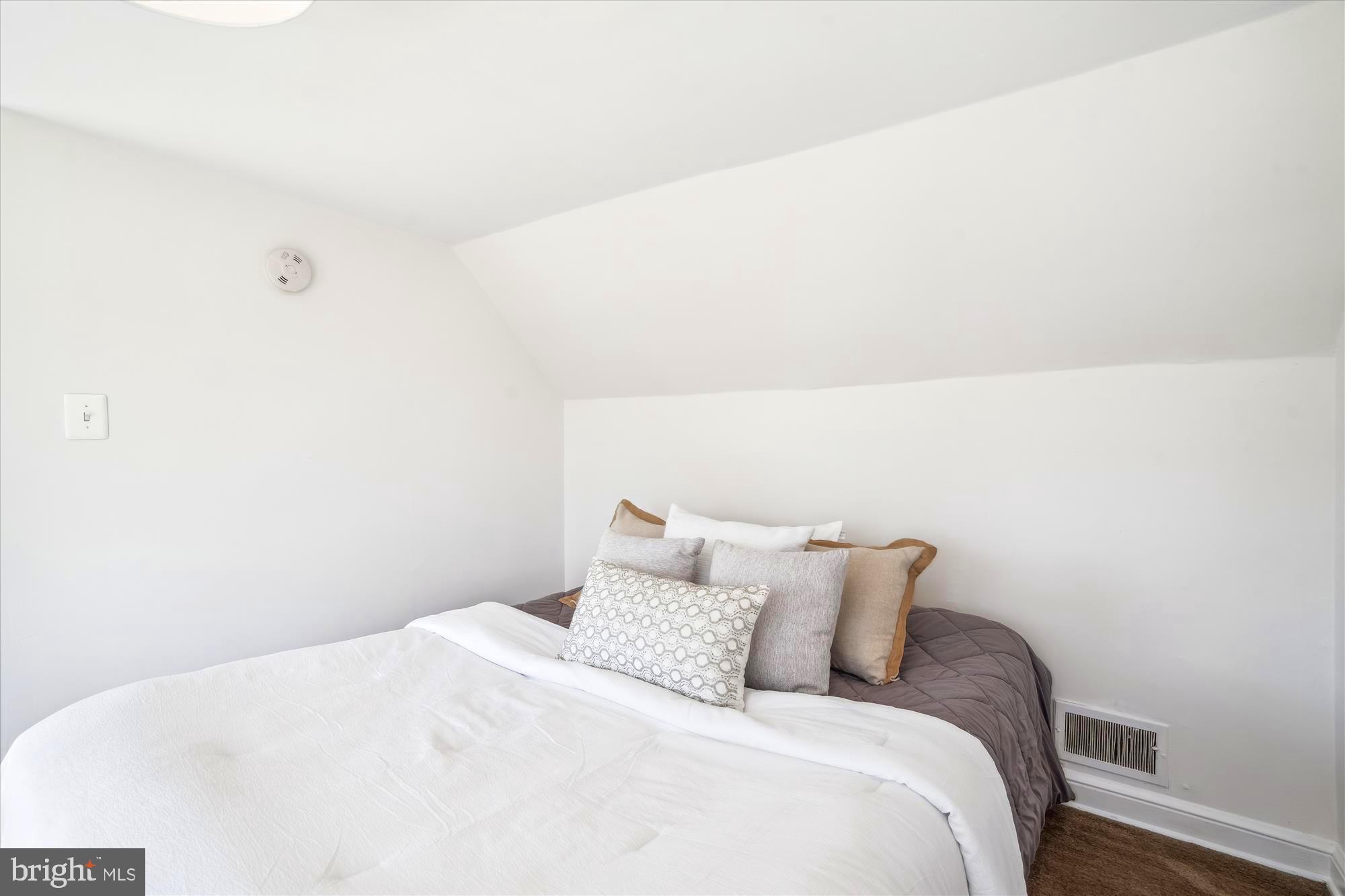 HOLLADAY - Residential