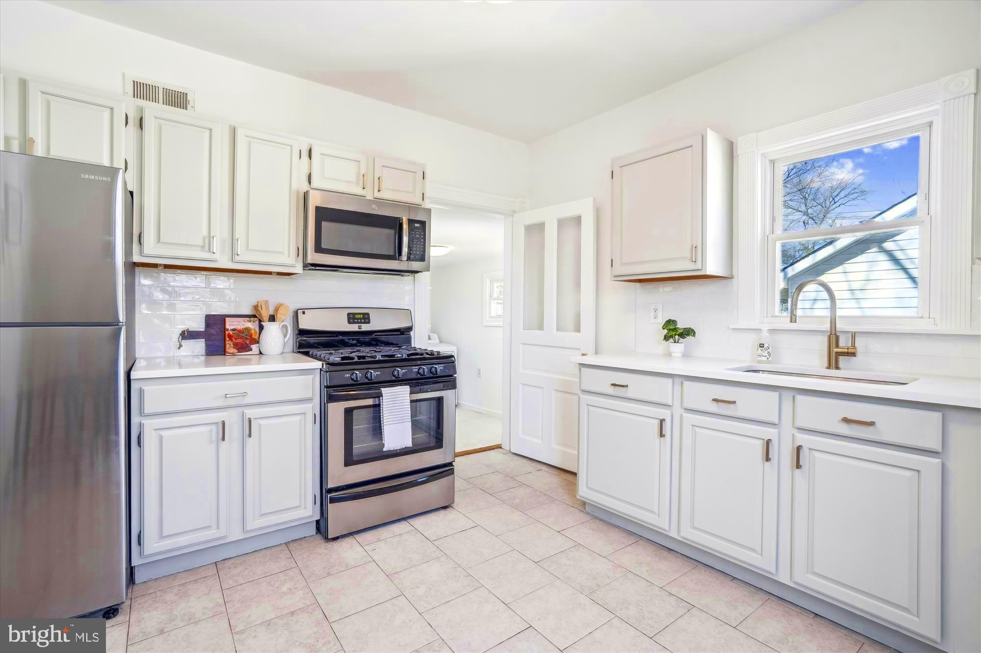 HOLLADAY - Residential