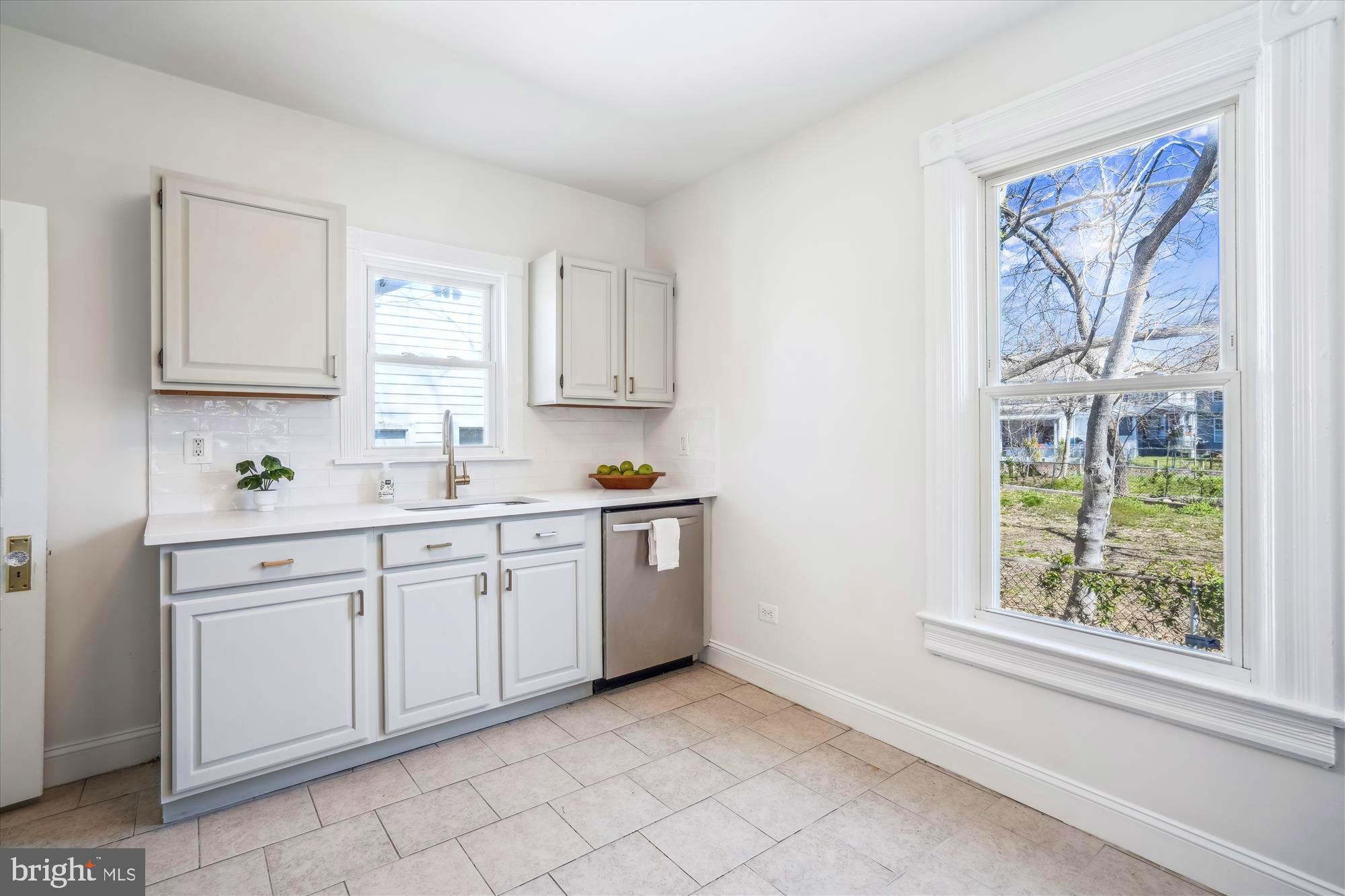 HOLLADAY - Residential