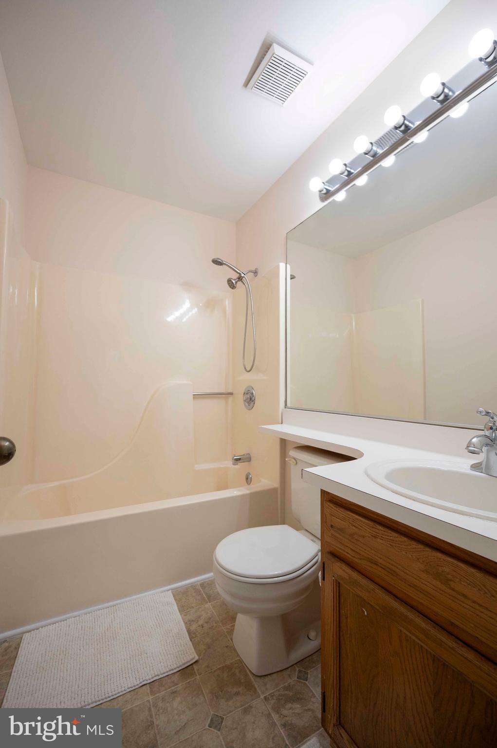 MADDEX FARM - Residential