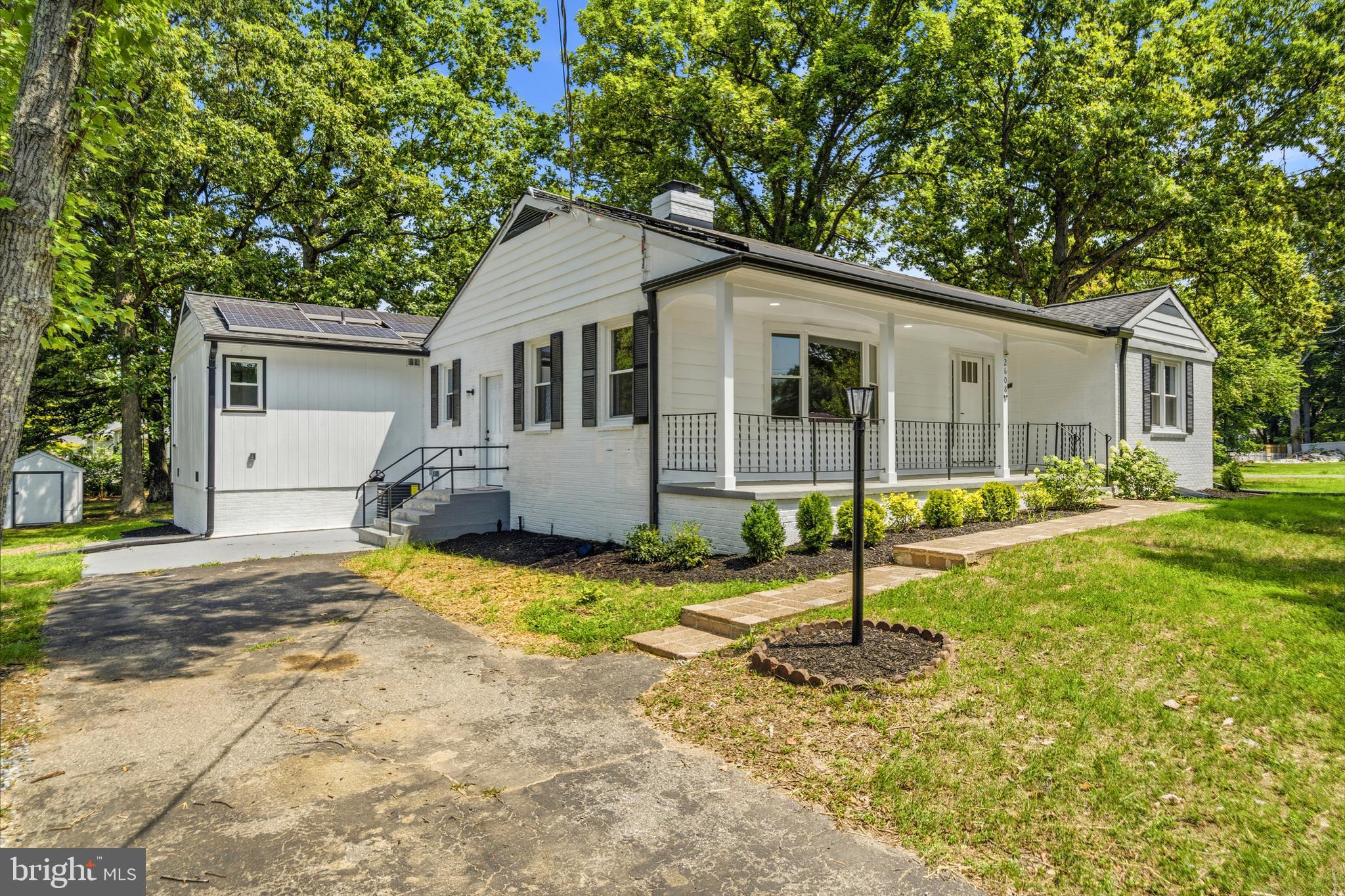 2608 HOLLY DRIVE