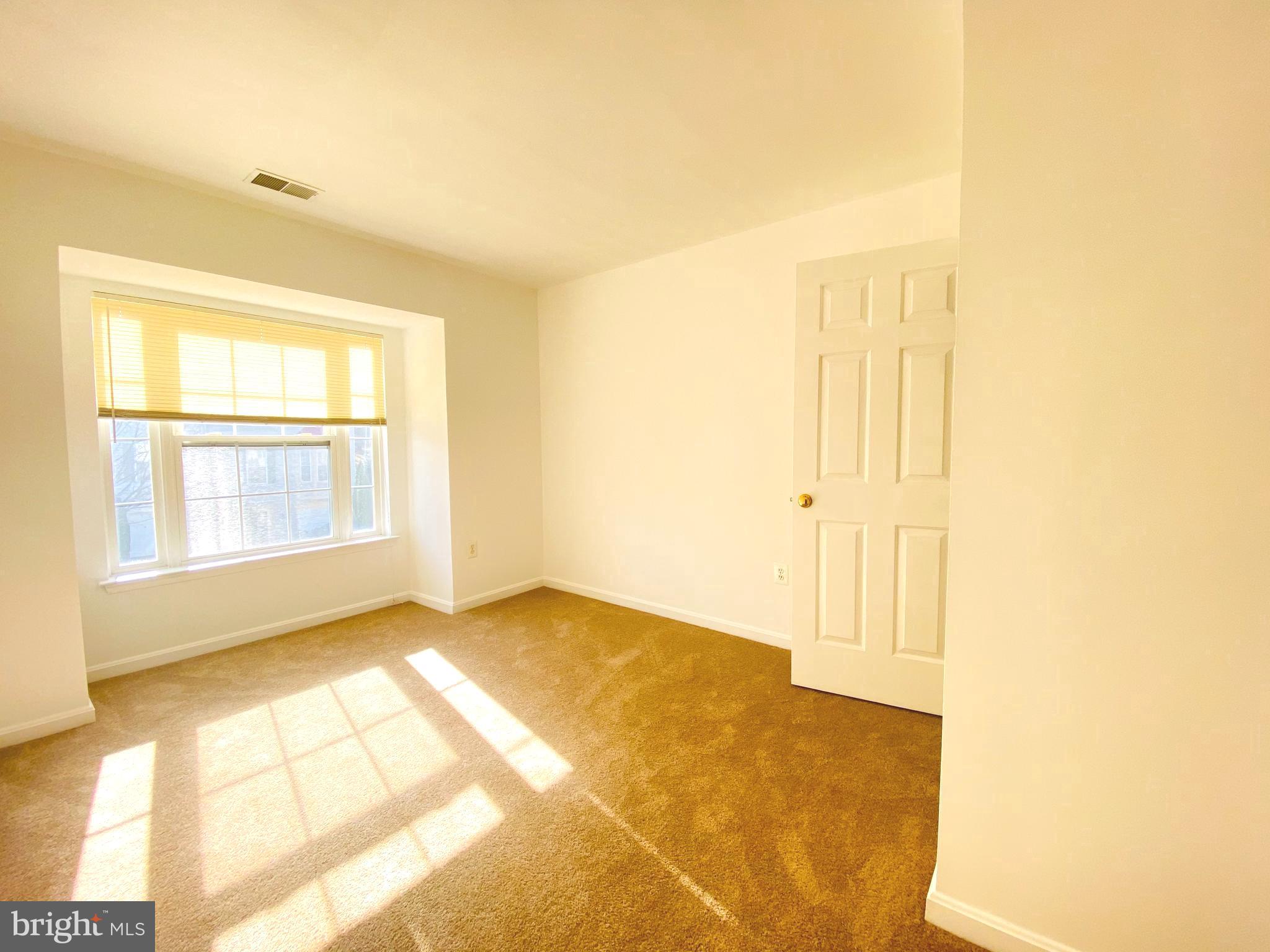 CLOPPER HILLS - Residential Lease