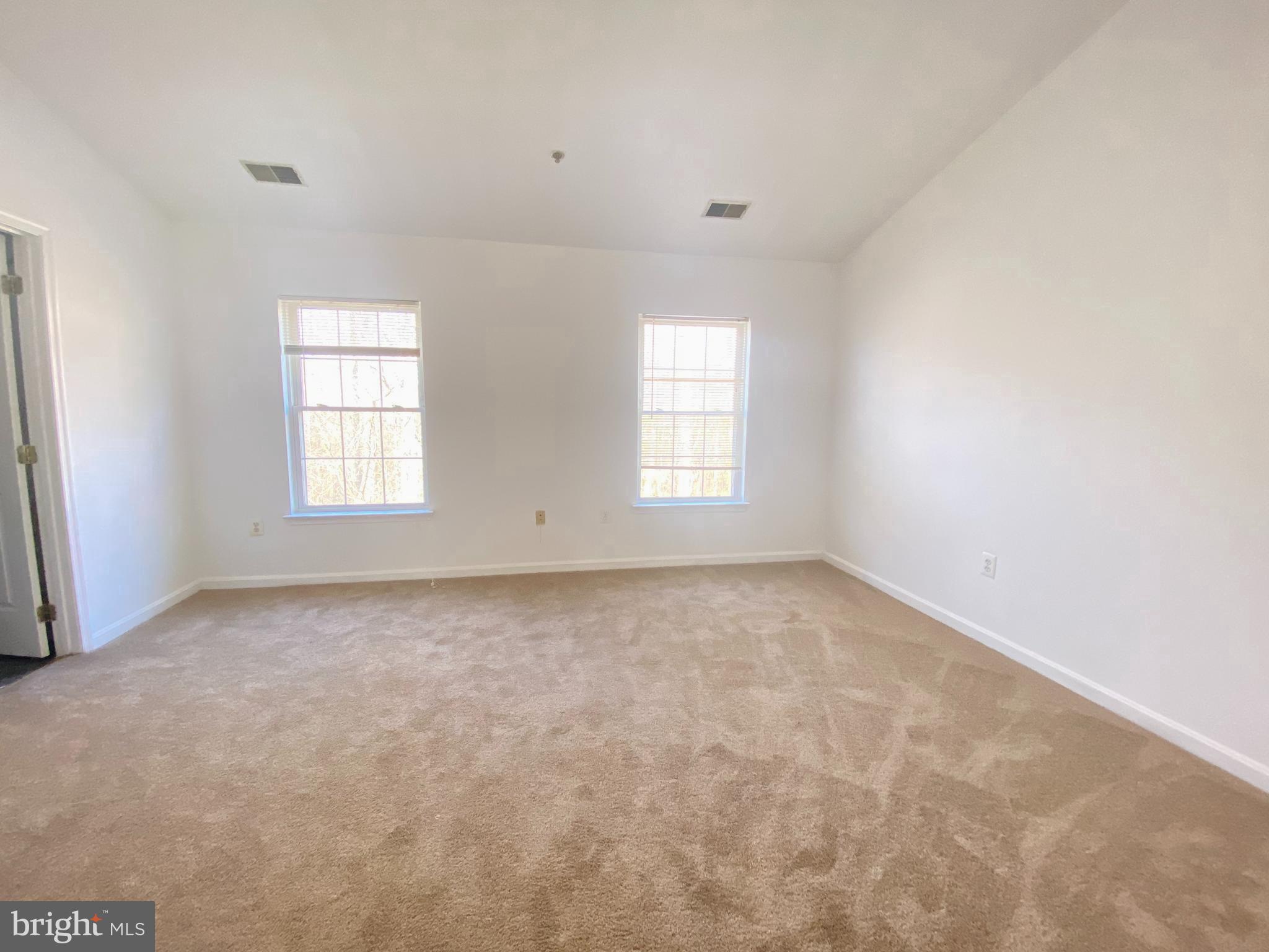 CLOPPER HILLS - Residential Lease