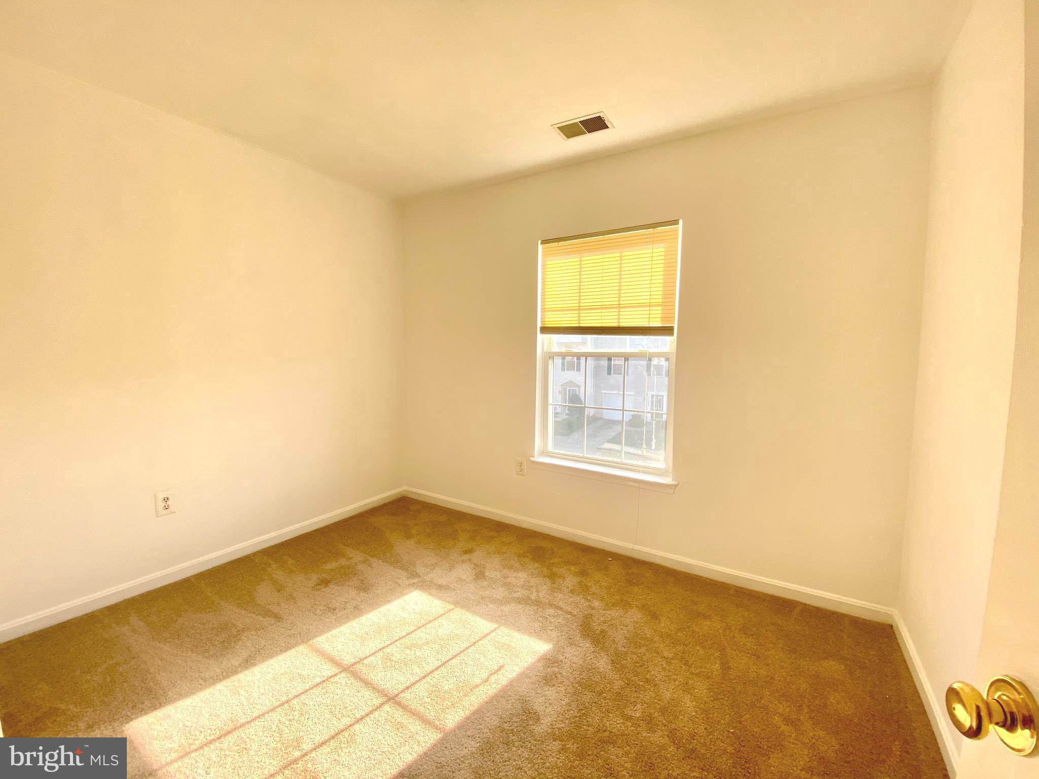 CLOPPER HILLS - Residential Lease