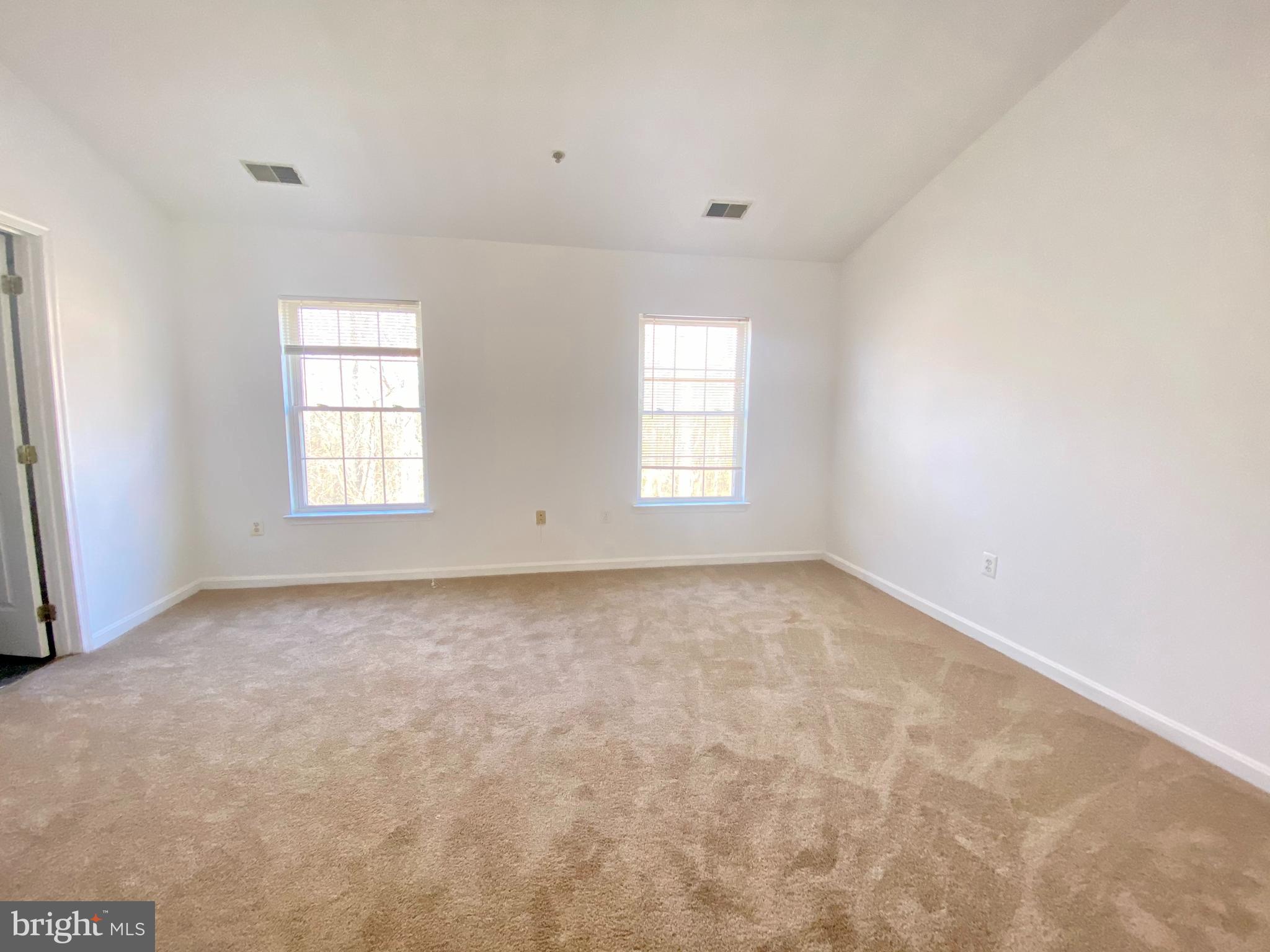 CLOPPER HILLS - Residential Lease