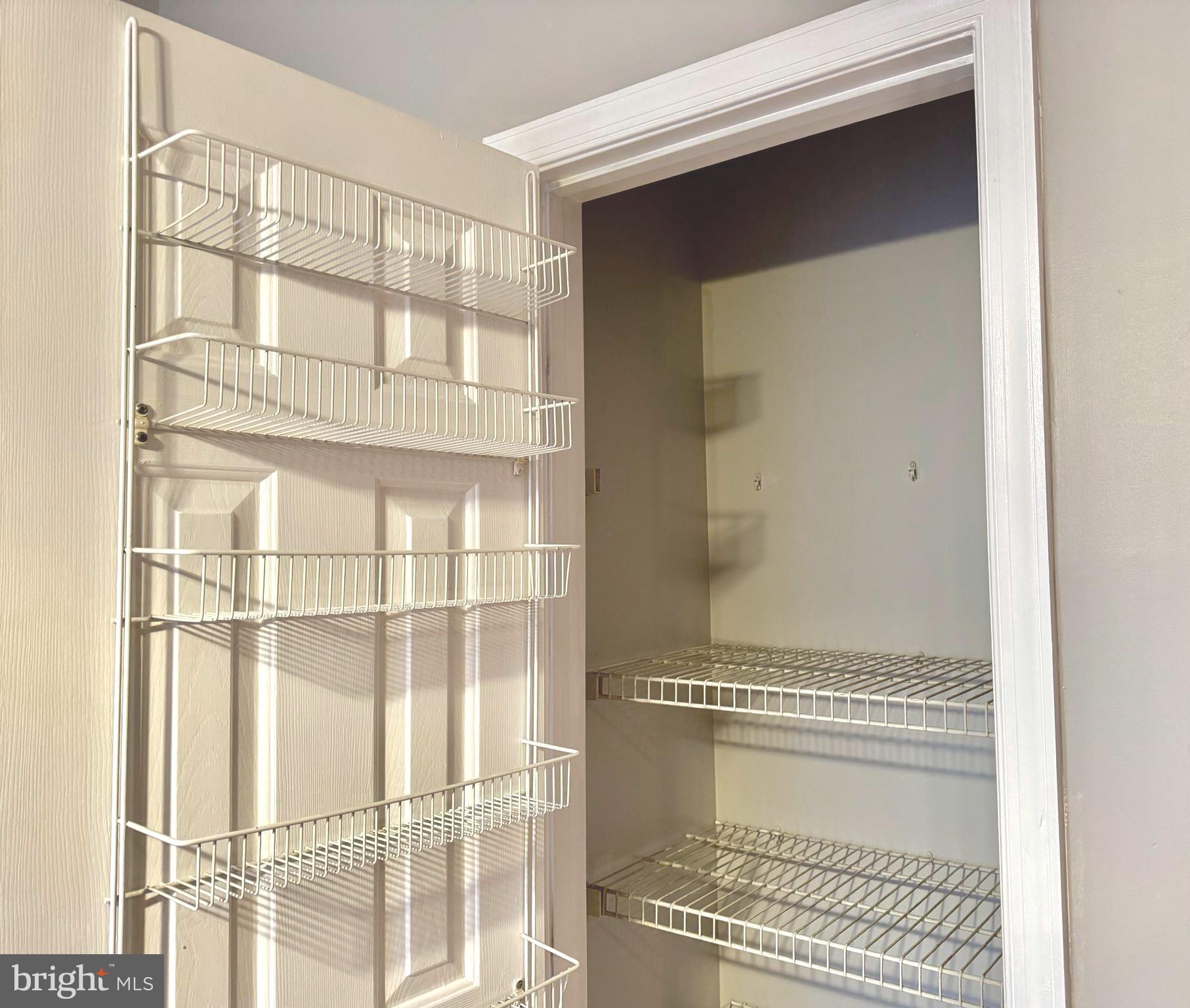 CLOPPER HILLS - Residential Lease