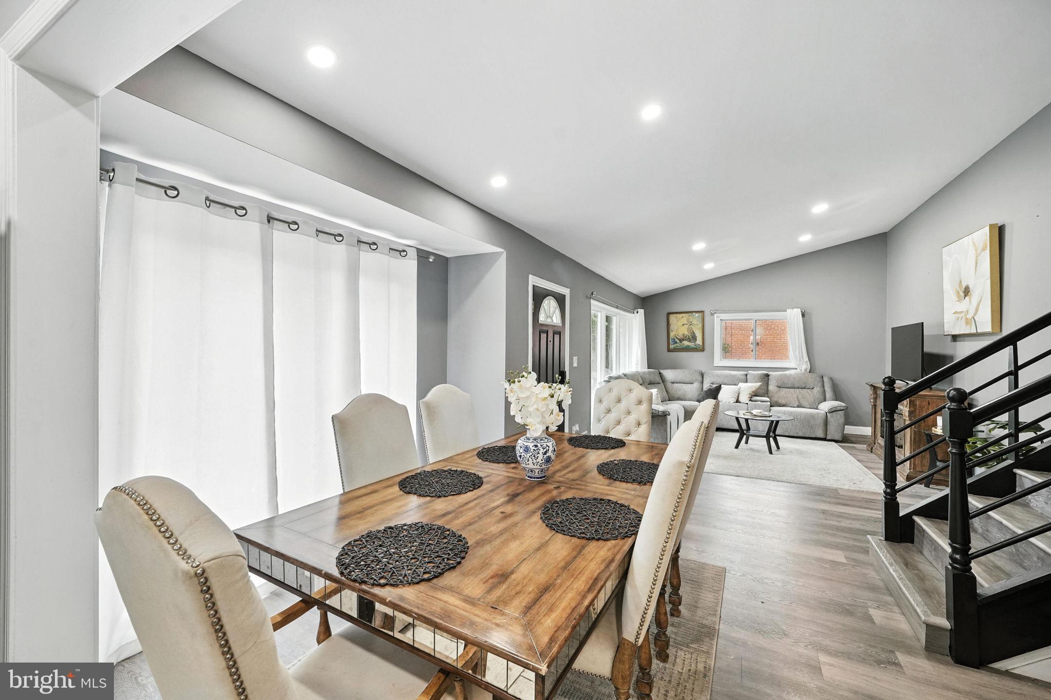 RIVER RIDGE ESTATES - Residential