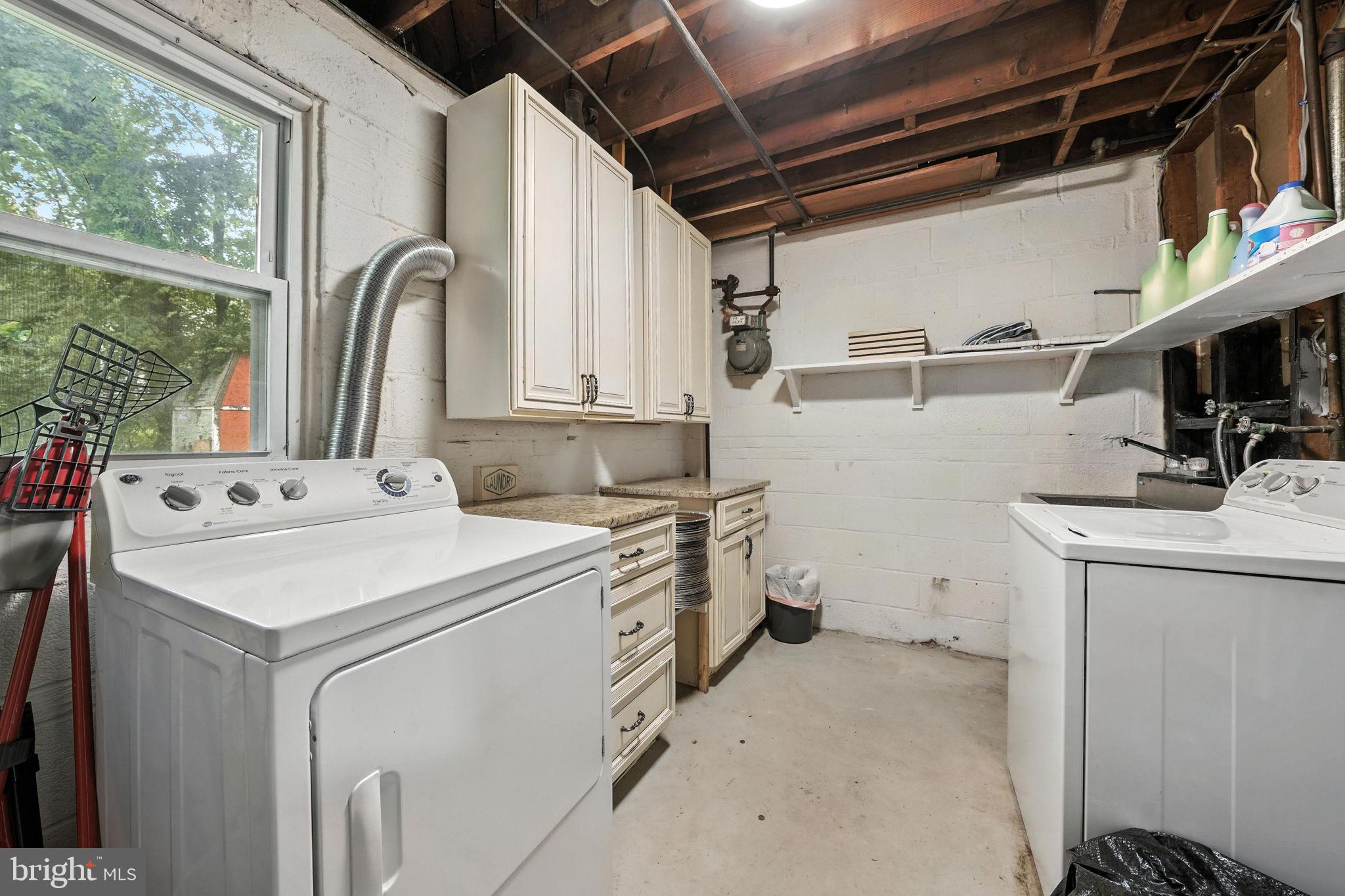 RIVER RIDGE ESTATES - Residential