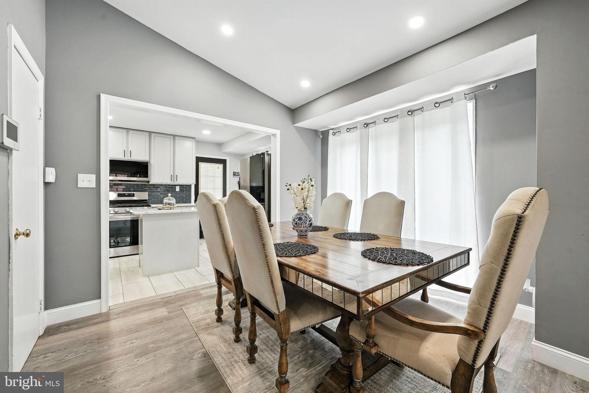 RIVER RIDGE ESTATES - Residential