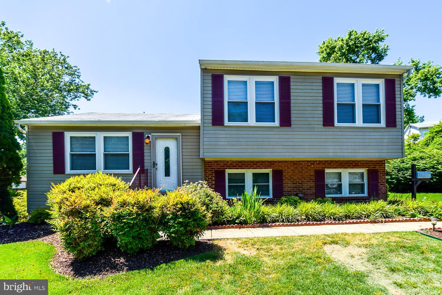 Welcome to 5210 Vienna Dr. Just in time for summer! Enjoy the sun filled main level with Gleaming hardwood floors, spacious Eat-In kitchen, Stainless steel appliances, Corian counters and built in microwave. Home offers added sq footage with a bonus sunroom, complete with A/C and ceiling fan for those hot summer days! Come upstairs to 3- nice size bedrooms with ample closet space, ceilings fans, and 2 bath rooms with updated fixtures . Enjoy the open space on the Lower level, complete with 1/2 bath, laundry, and updated ceramic tiled flooring. This home has been well cared for and awaits it's new owner. Don't wait call now to schedule tour and gain instant access