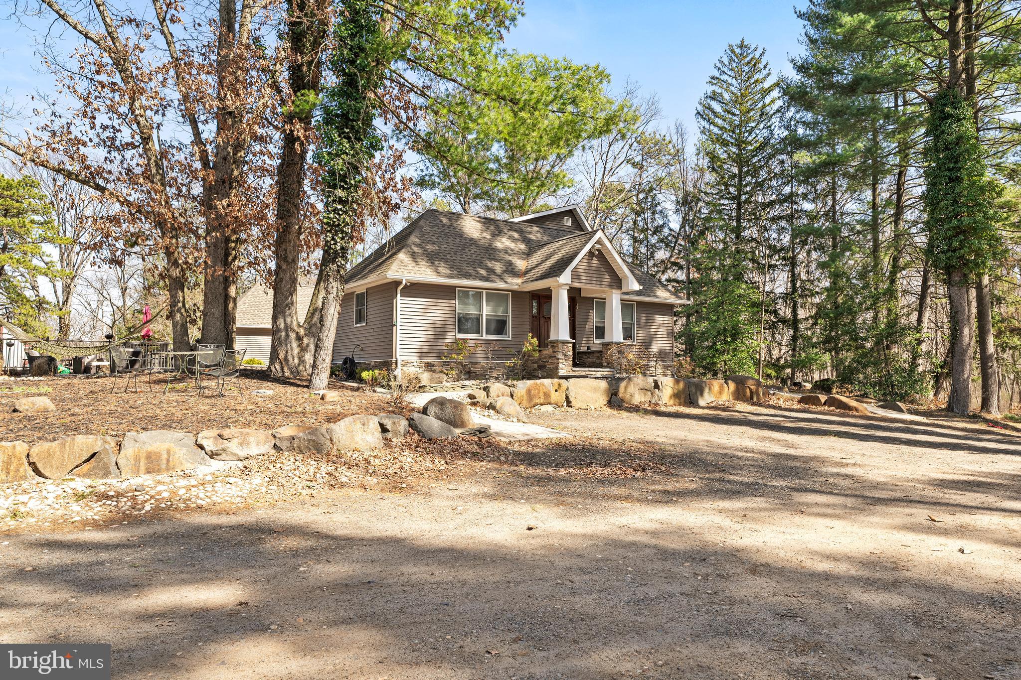 163 DUTCH ROAD