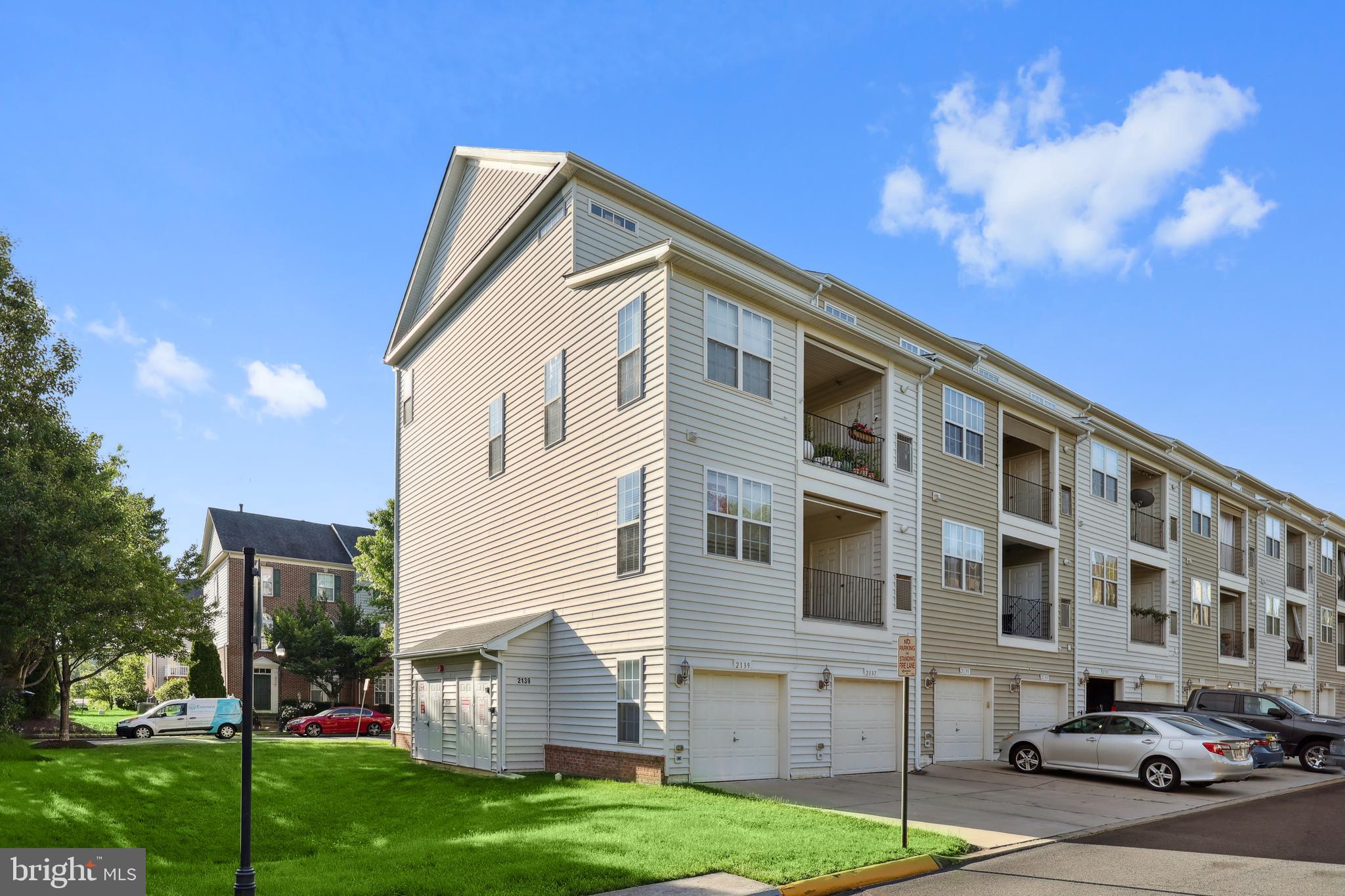 POTOMAC CLUB - Residential