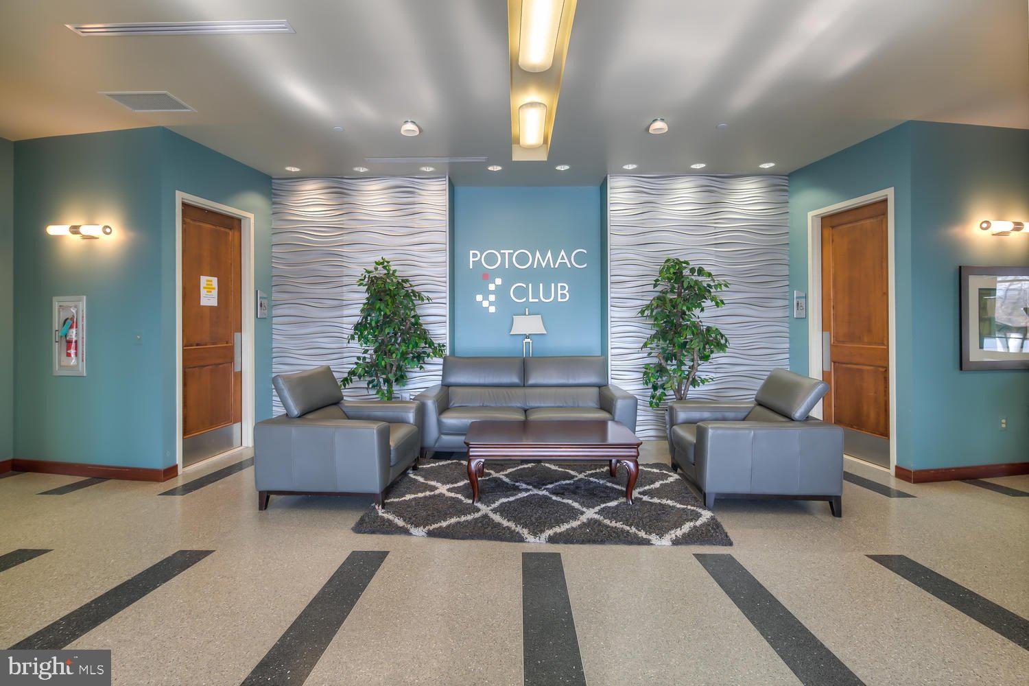 POTOMAC CLUB - Residential