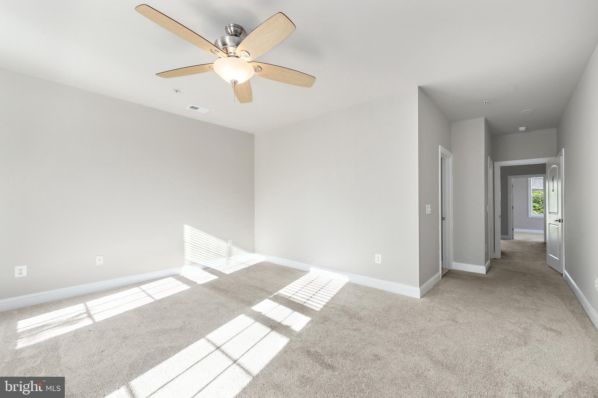 POTOMAC CLUB - Residential