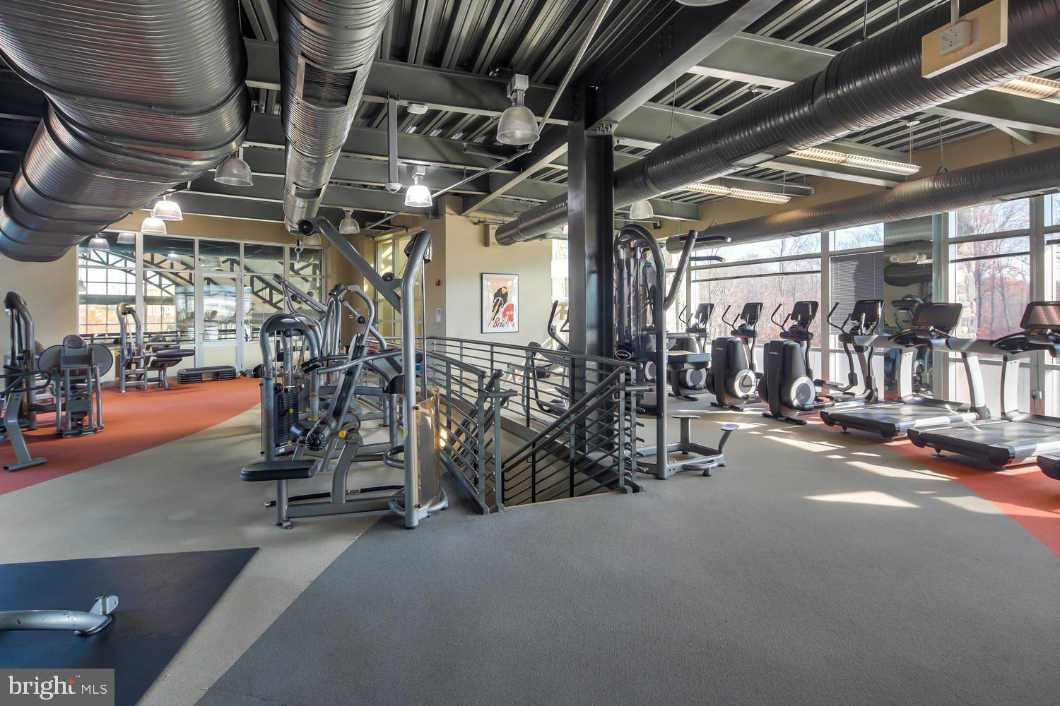 POTOMAC CLUB - Residential