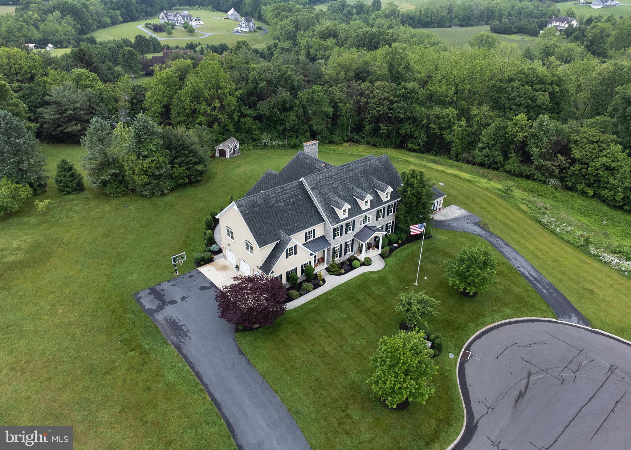 EDISON WOODS - Residential