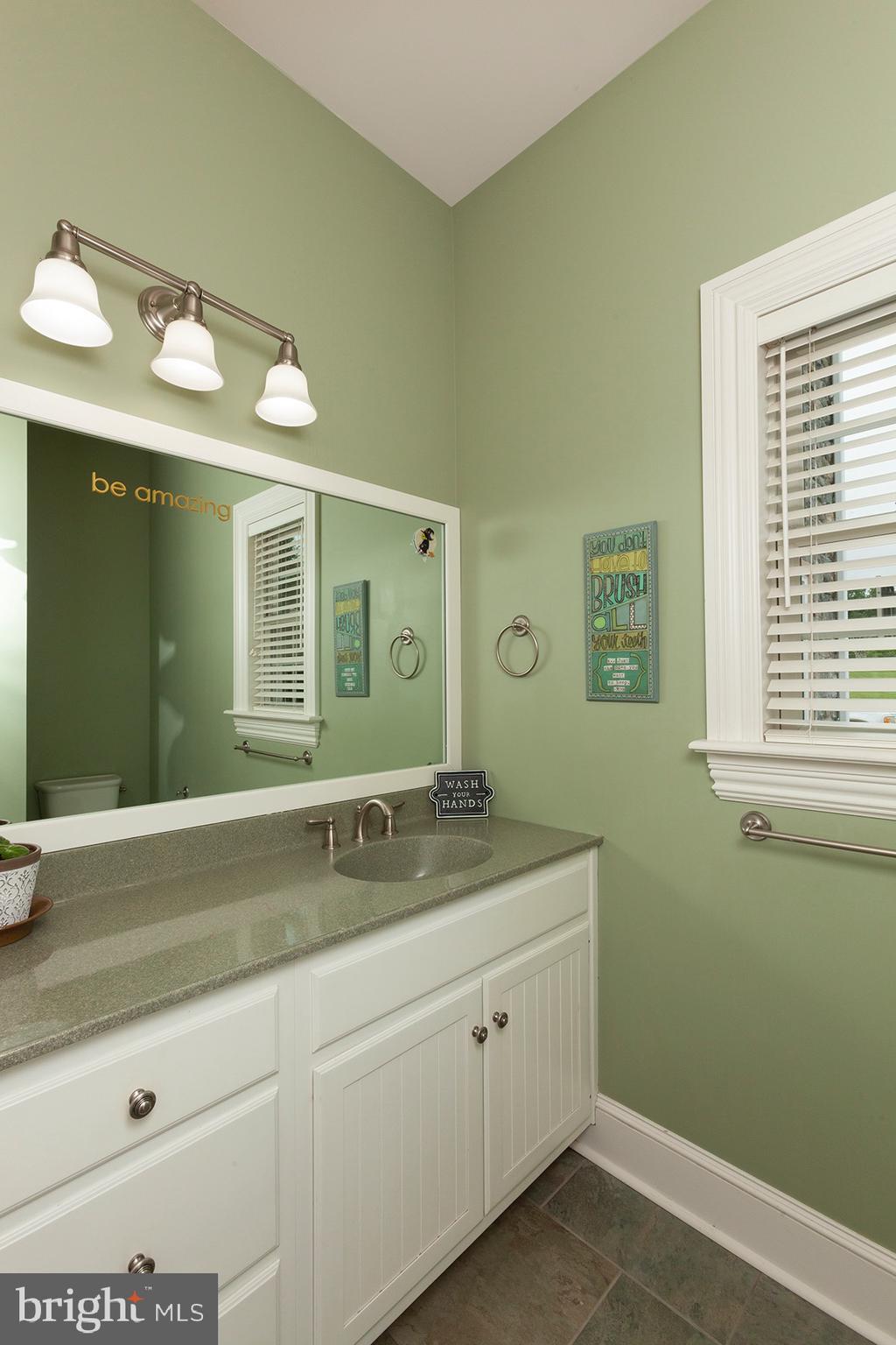 EDISON WOODS - Residential