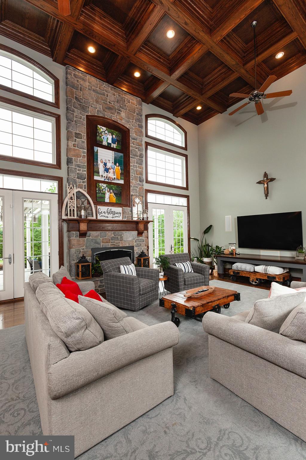 EDISON WOODS - Residential