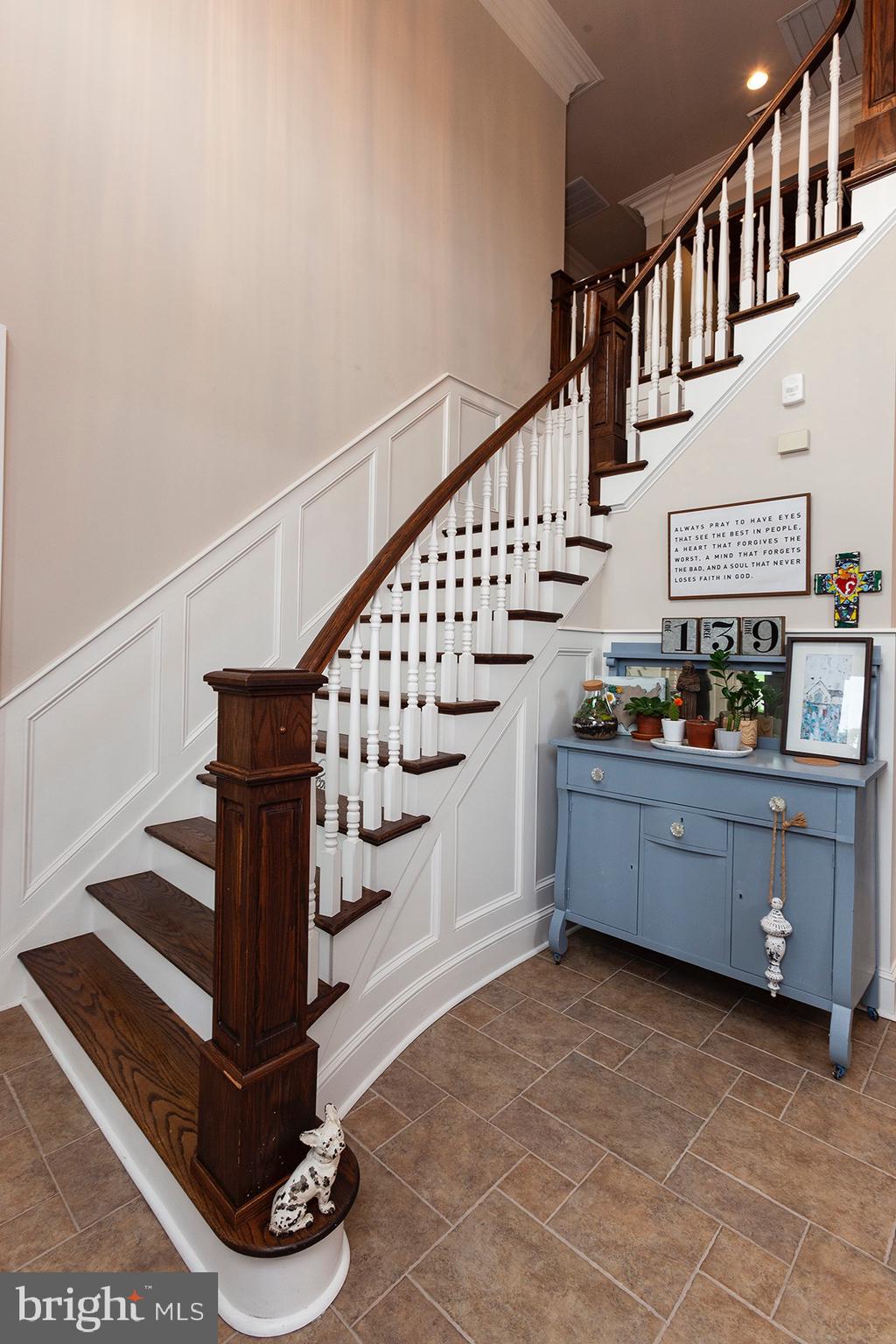 EDISON WOODS - Residential