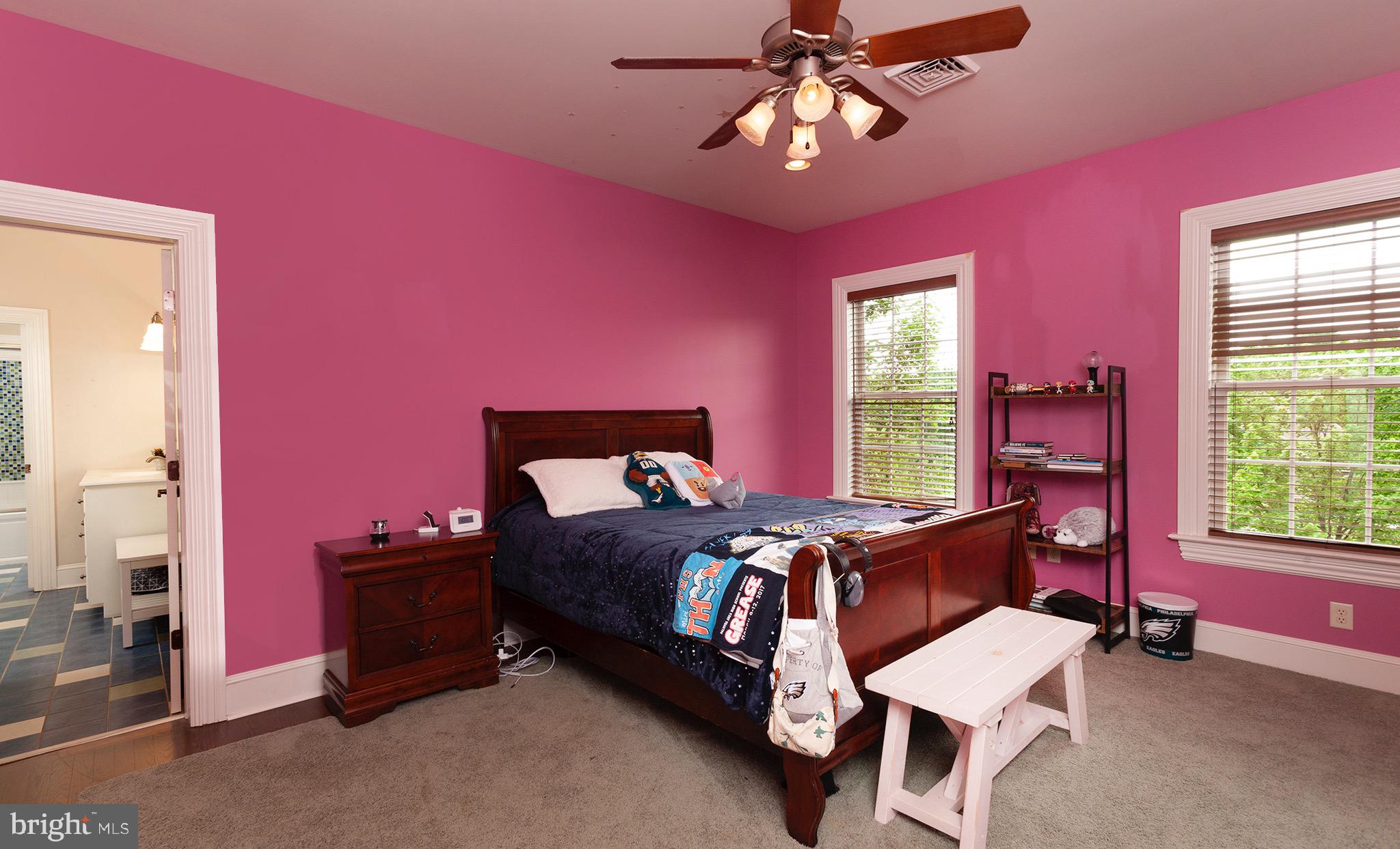 EDISON WOODS - Residential