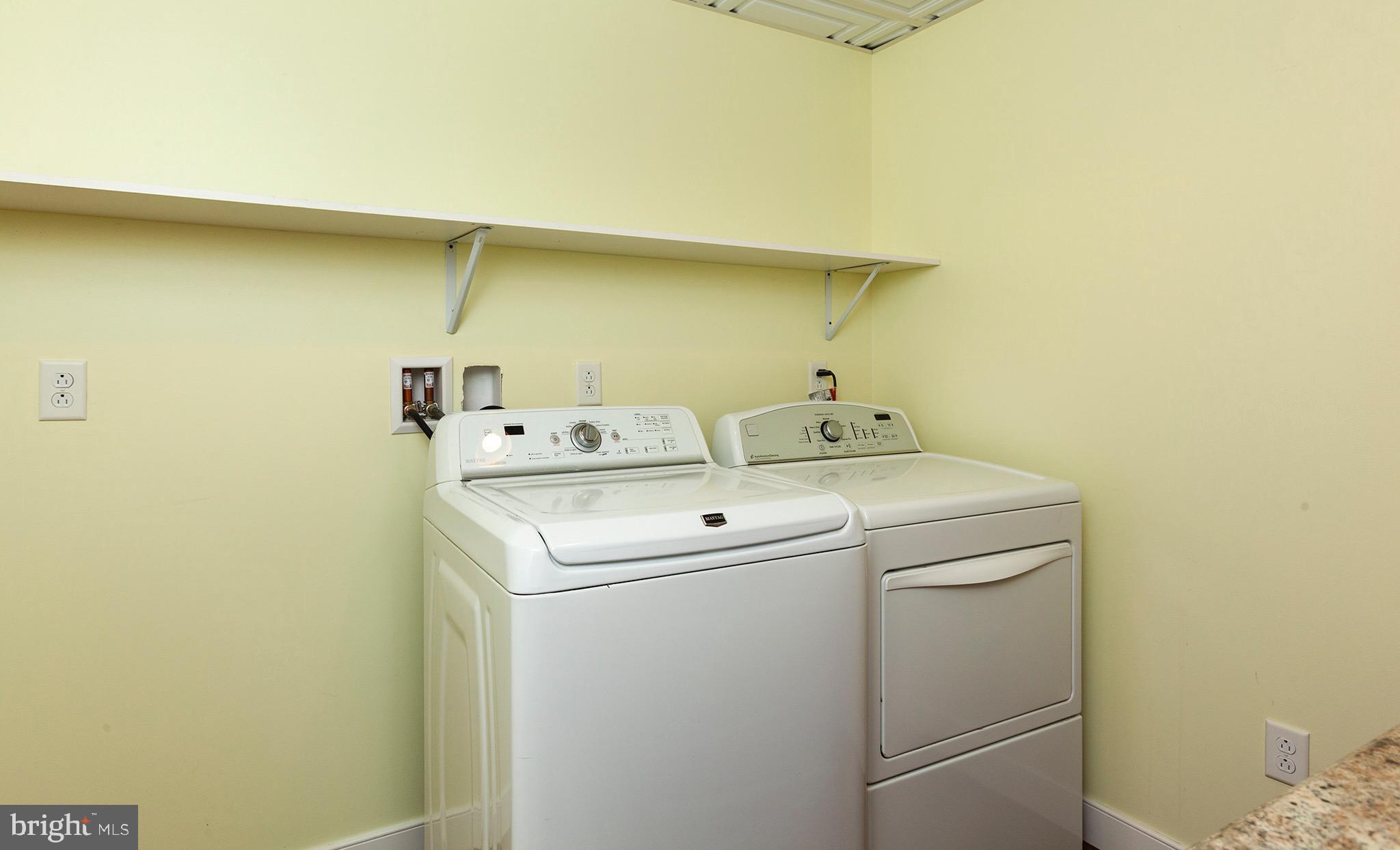 EDISON WOODS - Residential