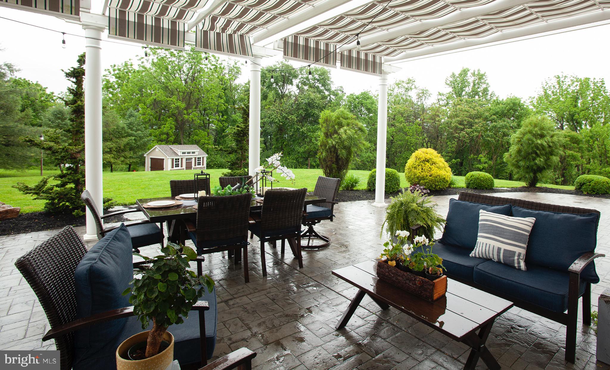 EDISON WOODS - Residential