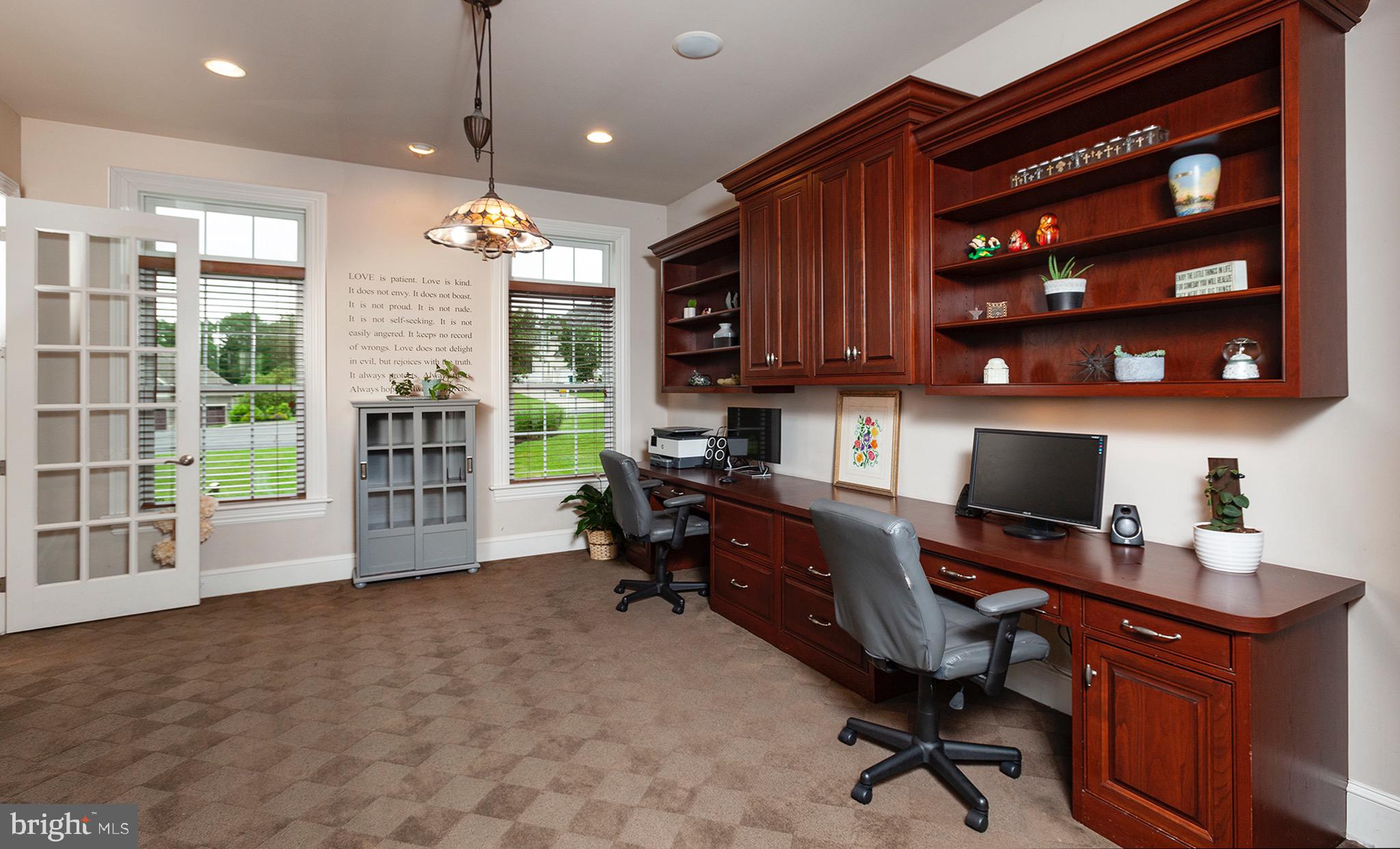 EDISON WOODS - Residential