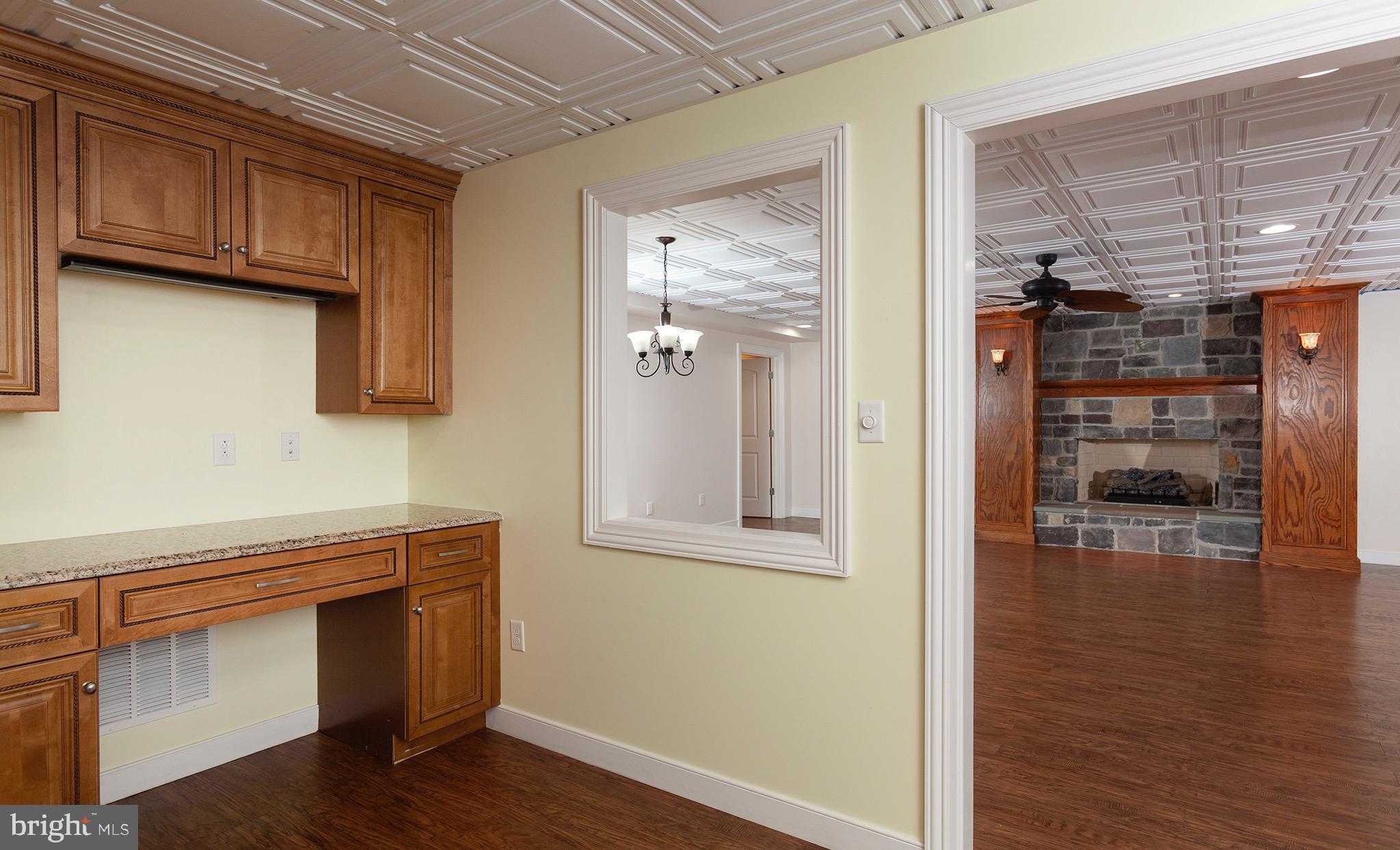 EDISON WOODS - Residential