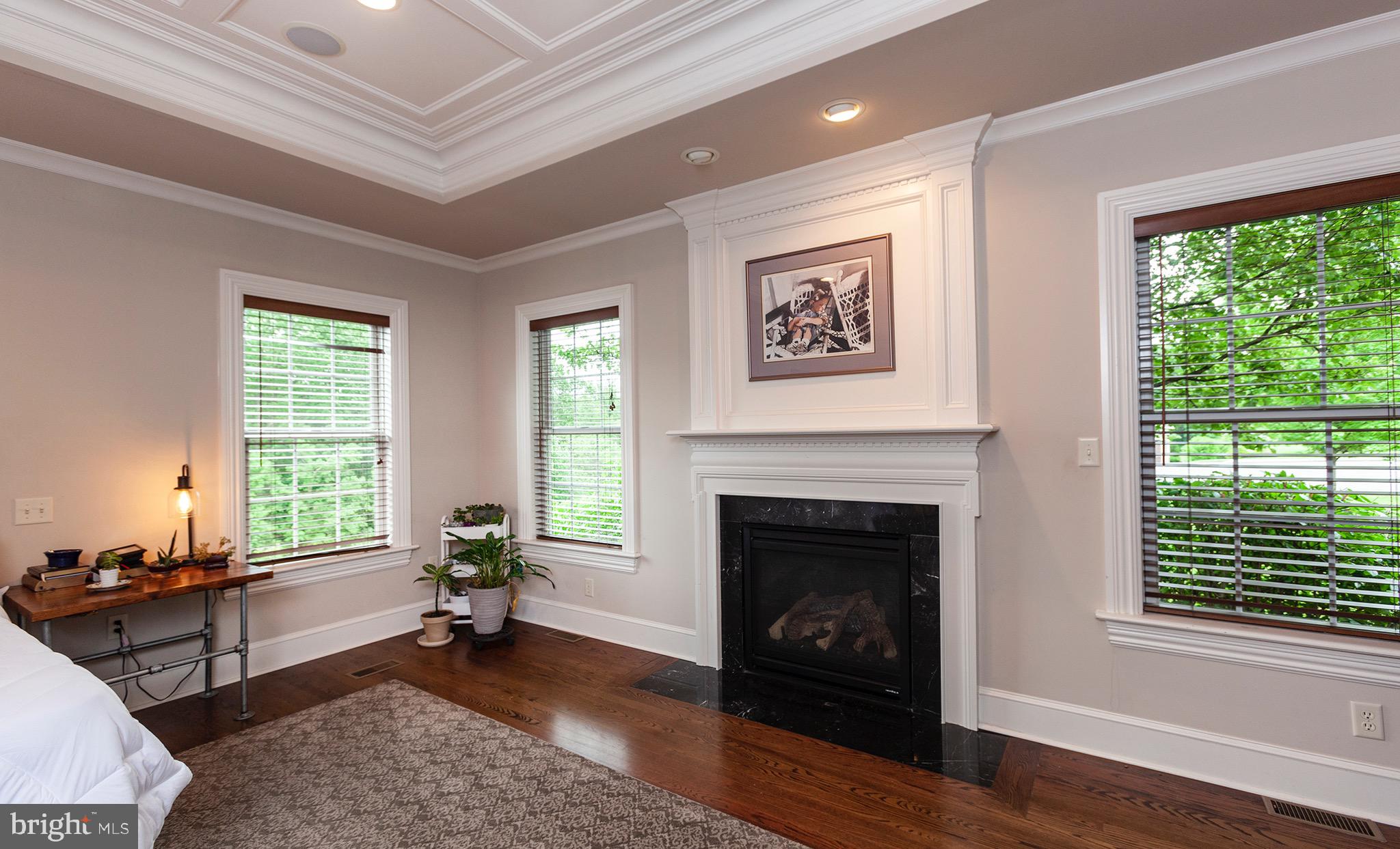 EDISON WOODS - Residential