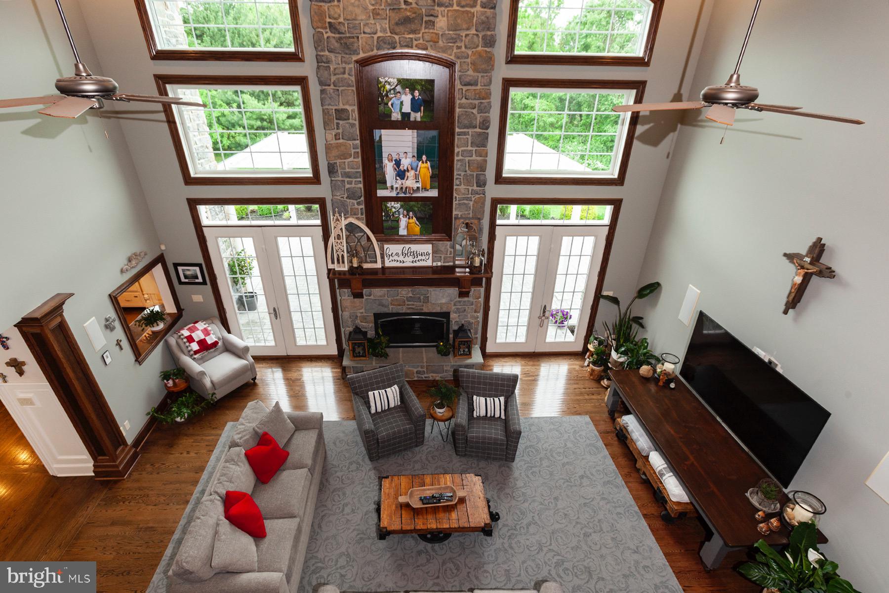 EDISON WOODS - Residential