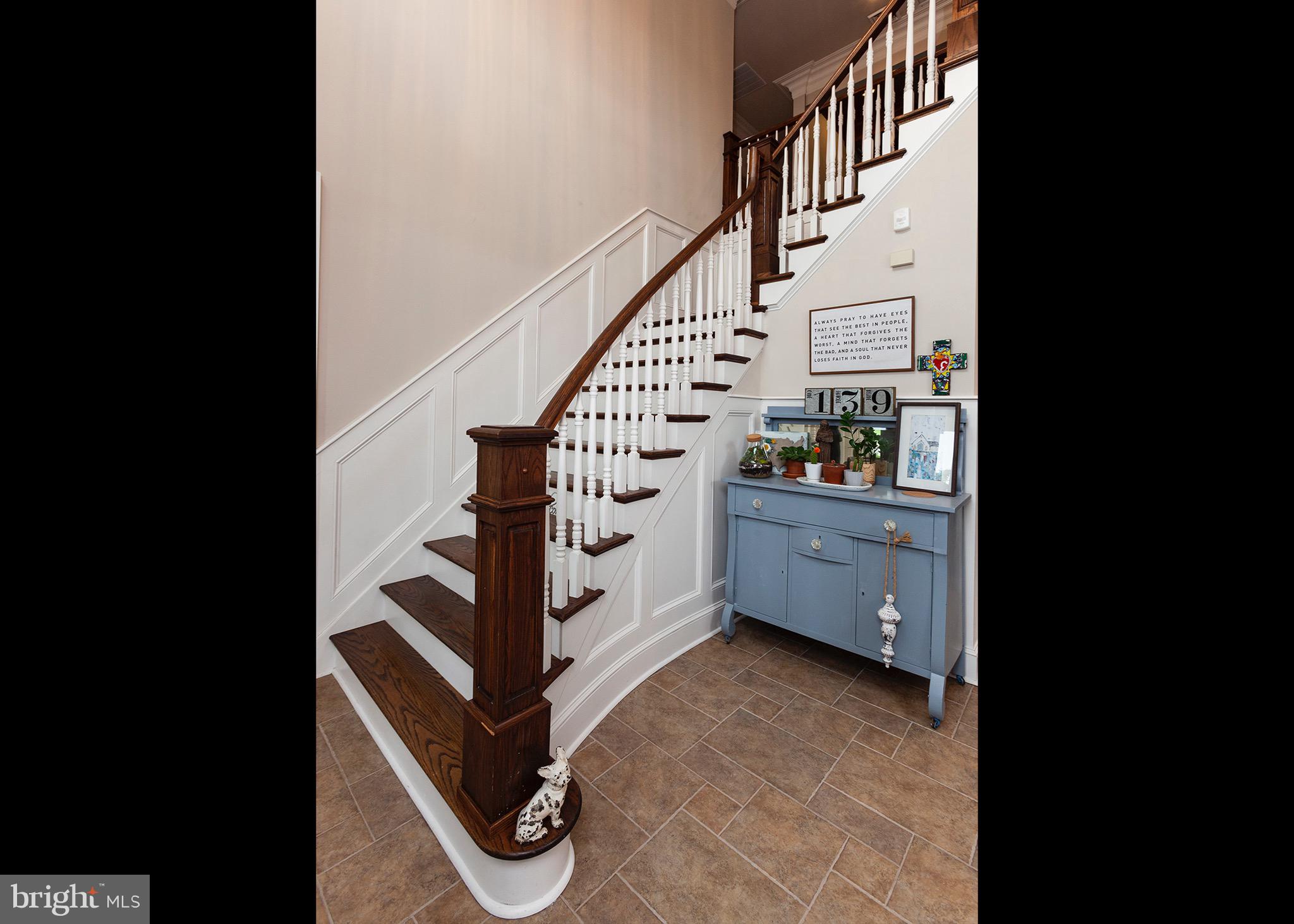 EDISON WOODS - Residential