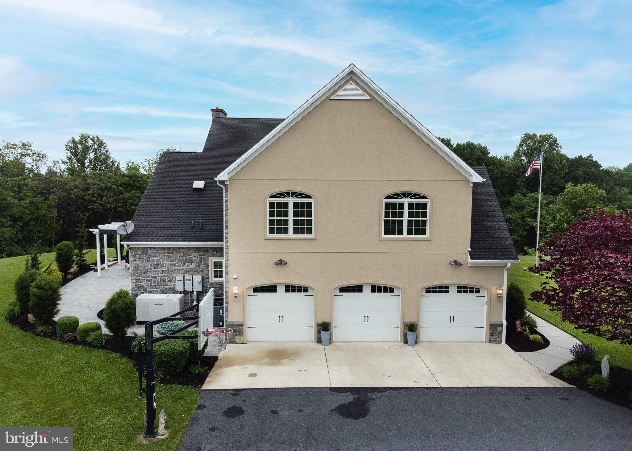 EDISON WOODS - Residential