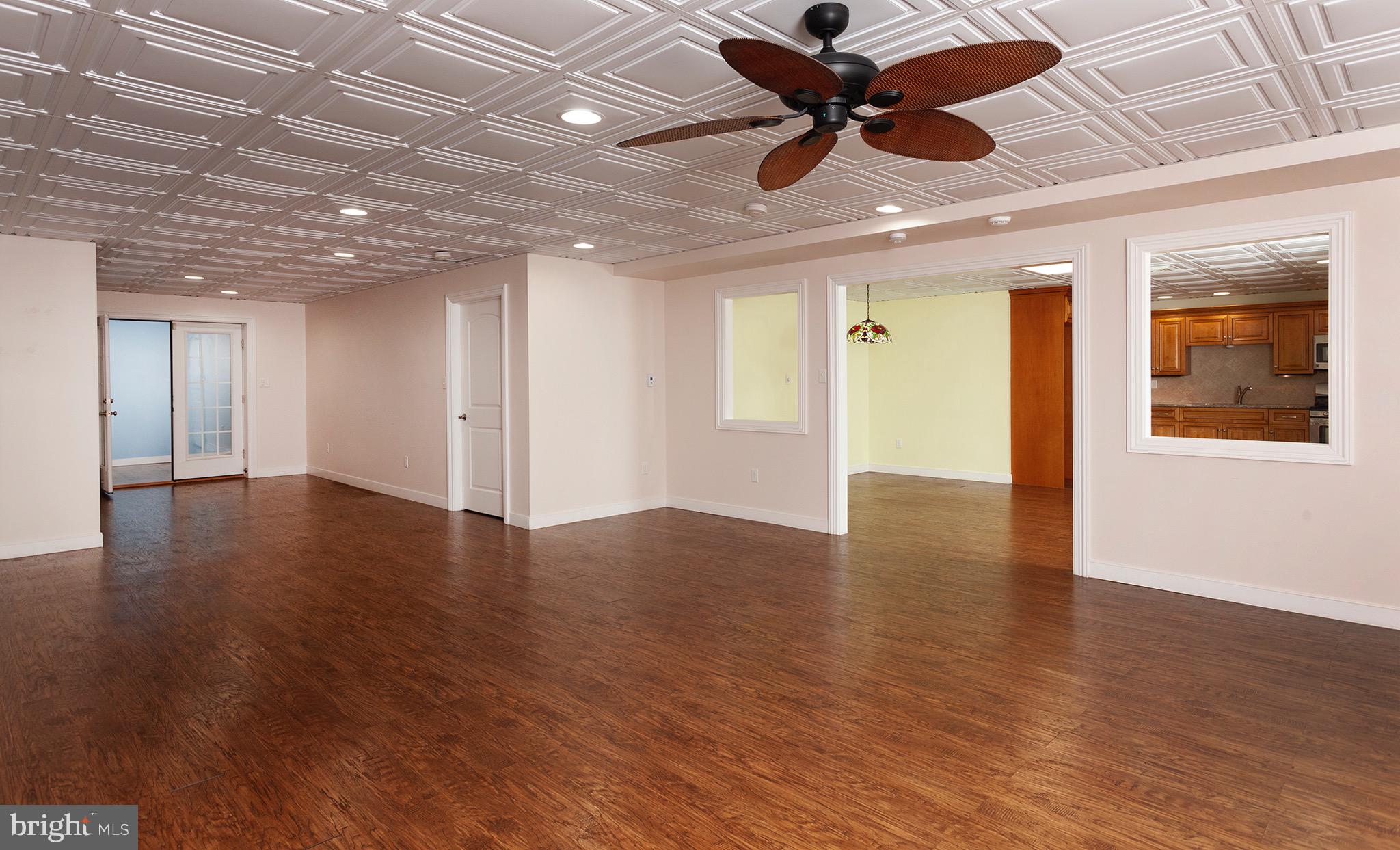 EDISON WOODS - Residential