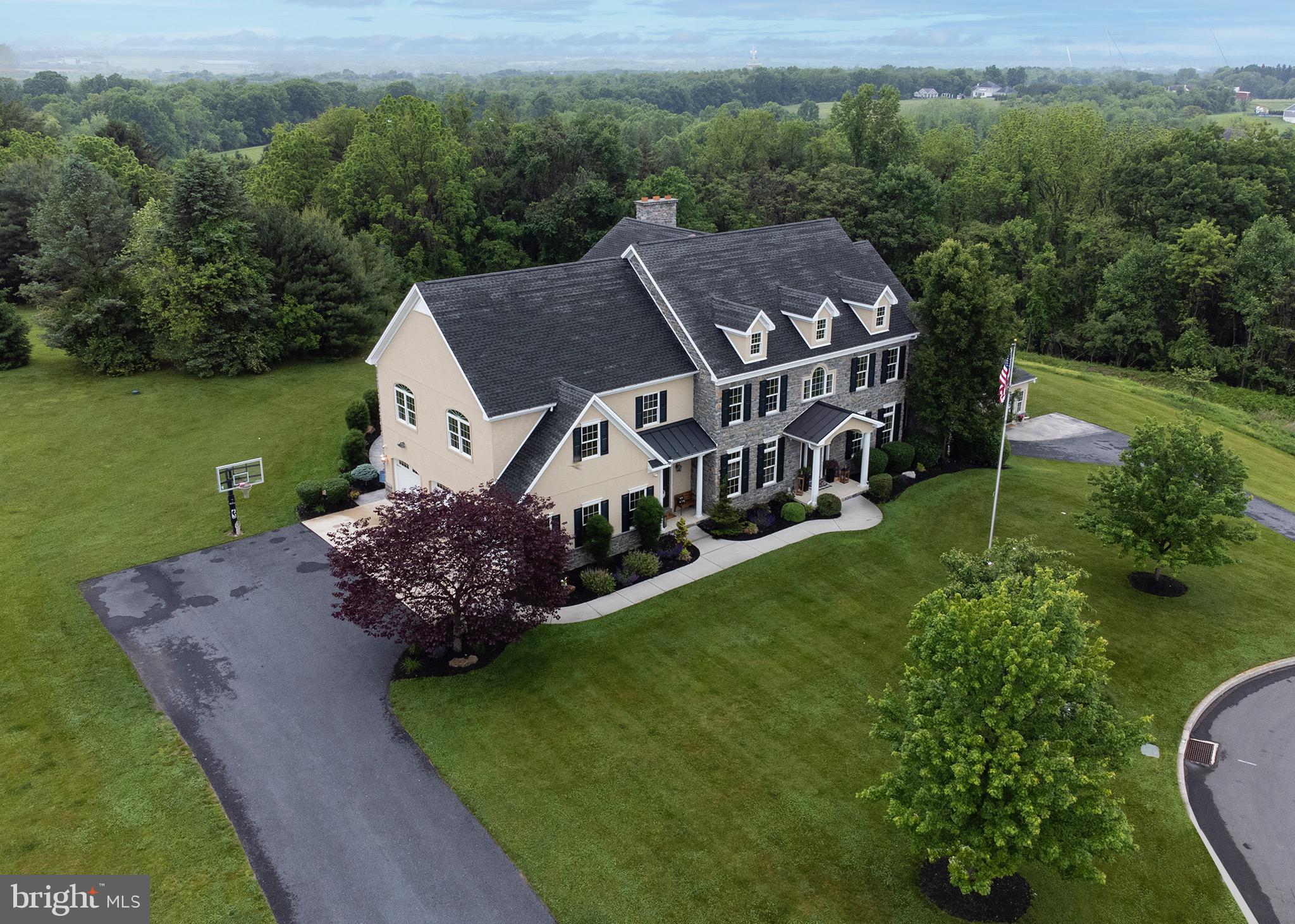 EDISON WOODS - Residential