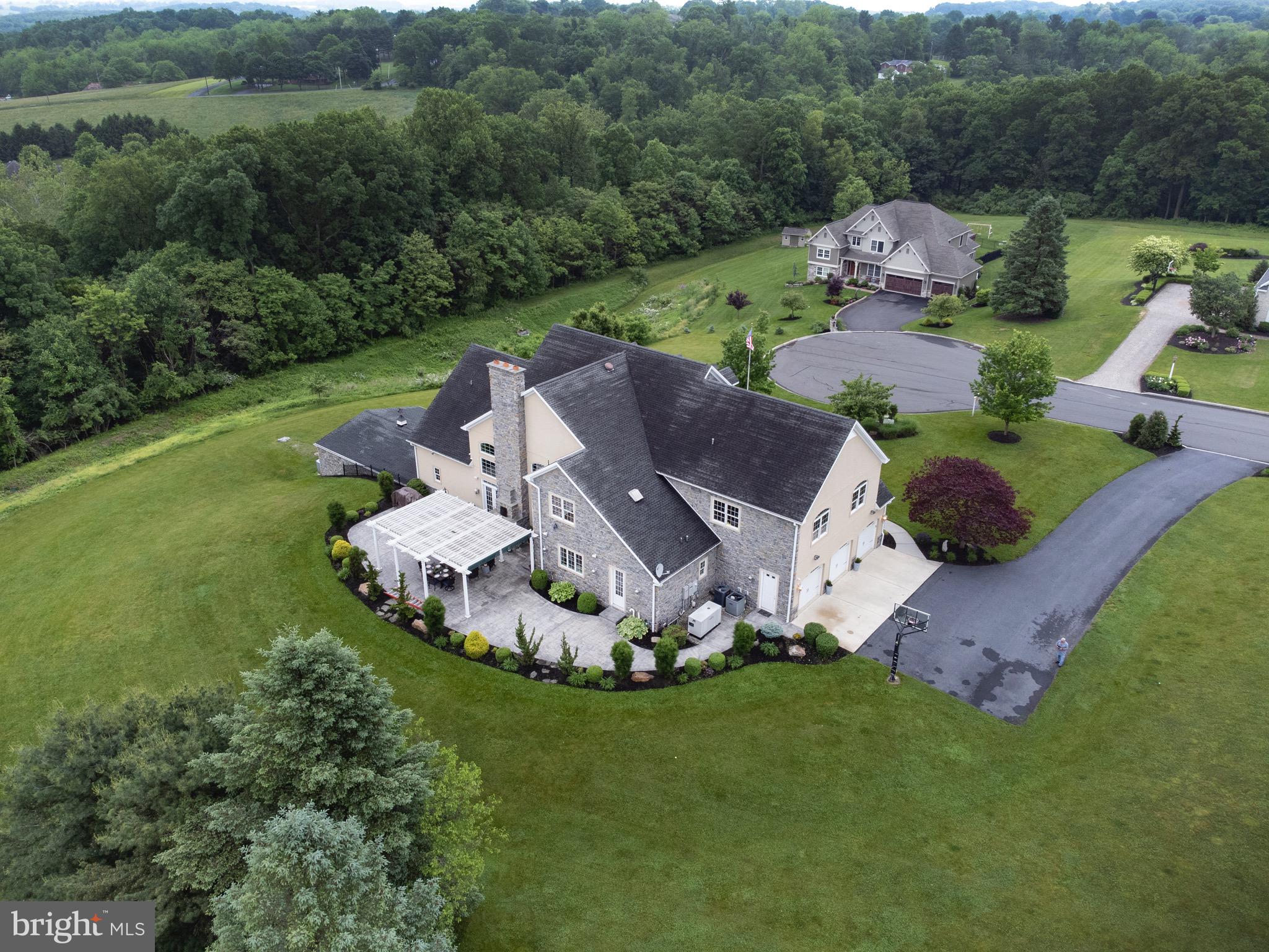 EDISON WOODS - Residential