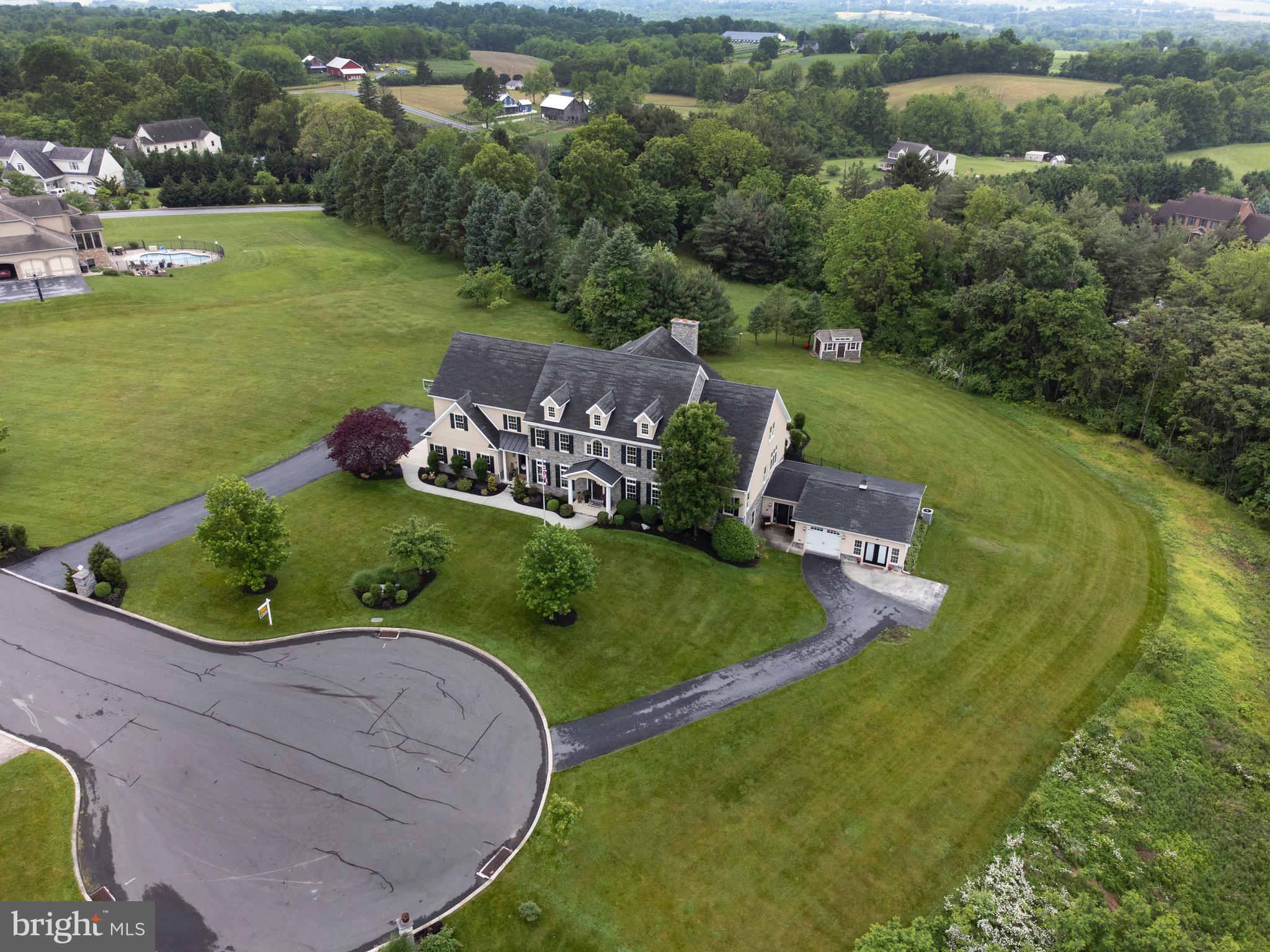 EDISON WOODS - Residential