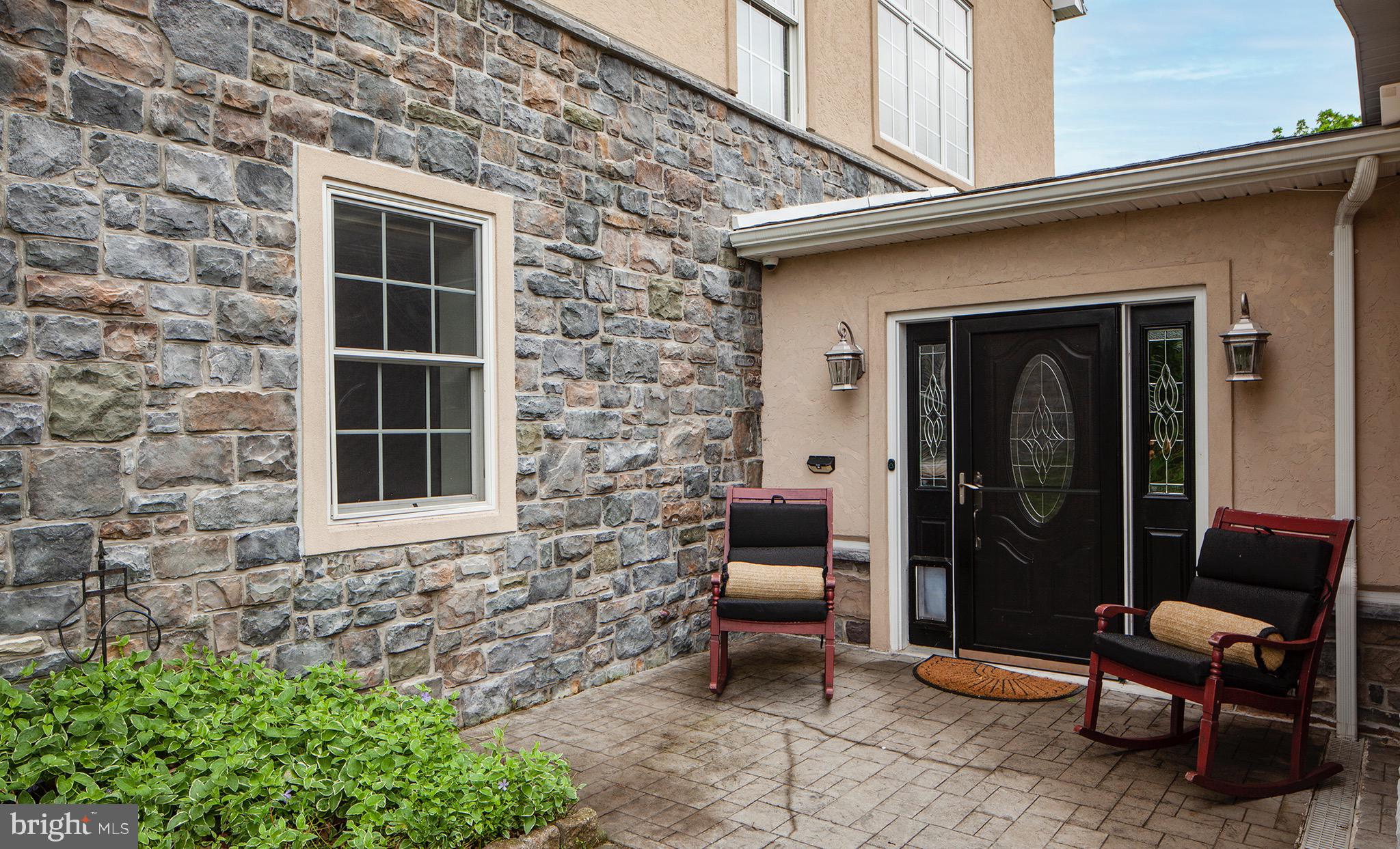 EDISON WOODS - Residential