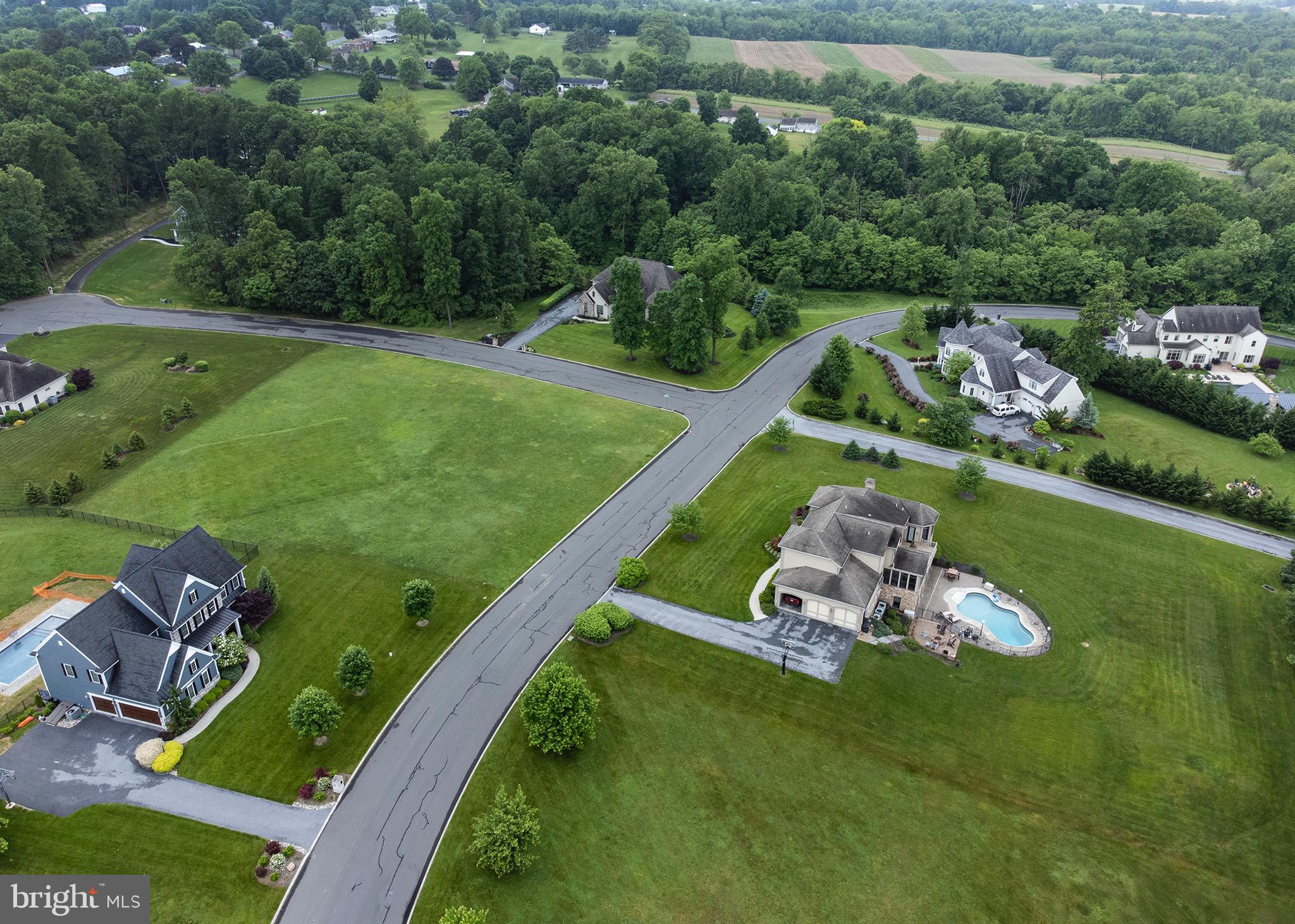 EDISON WOODS - Residential