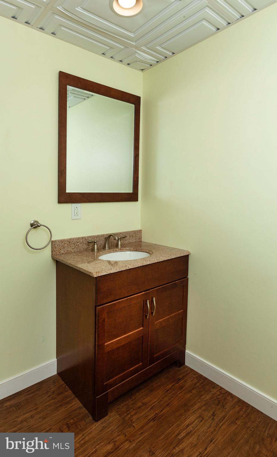 EDISON WOODS - Residential