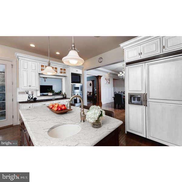 EDISON WOODS - Residential