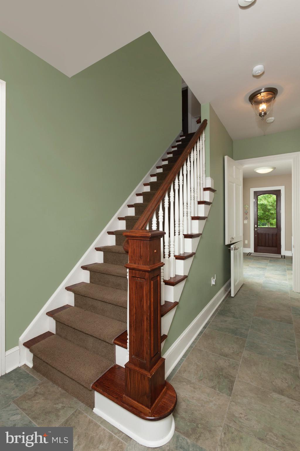 EDISON WOODS - Residential