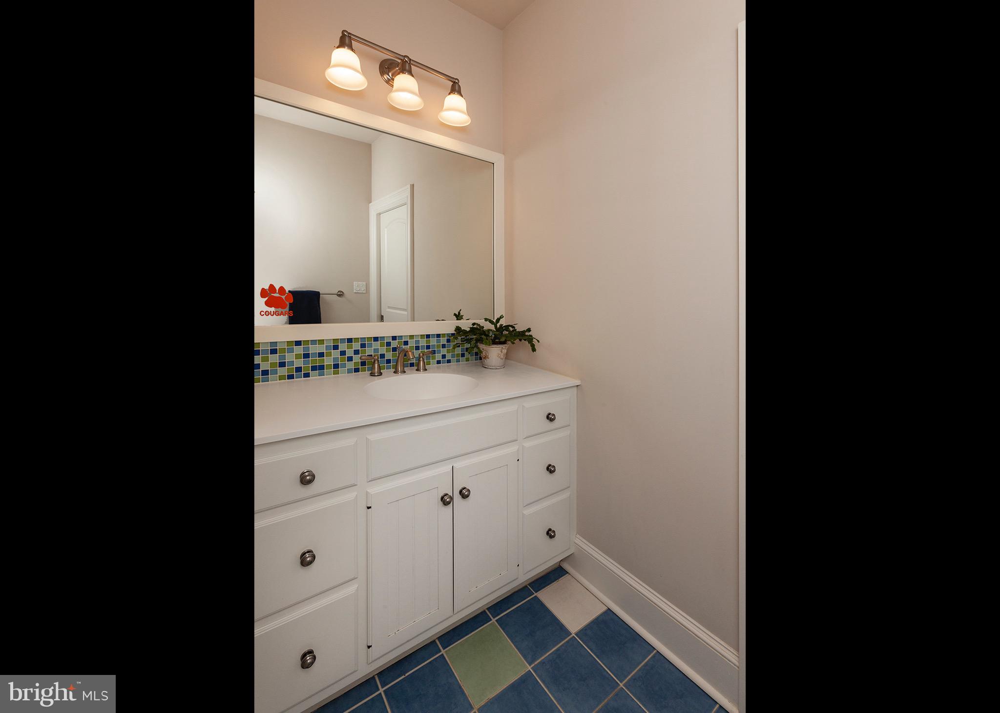 EDISON WOODS - Residential