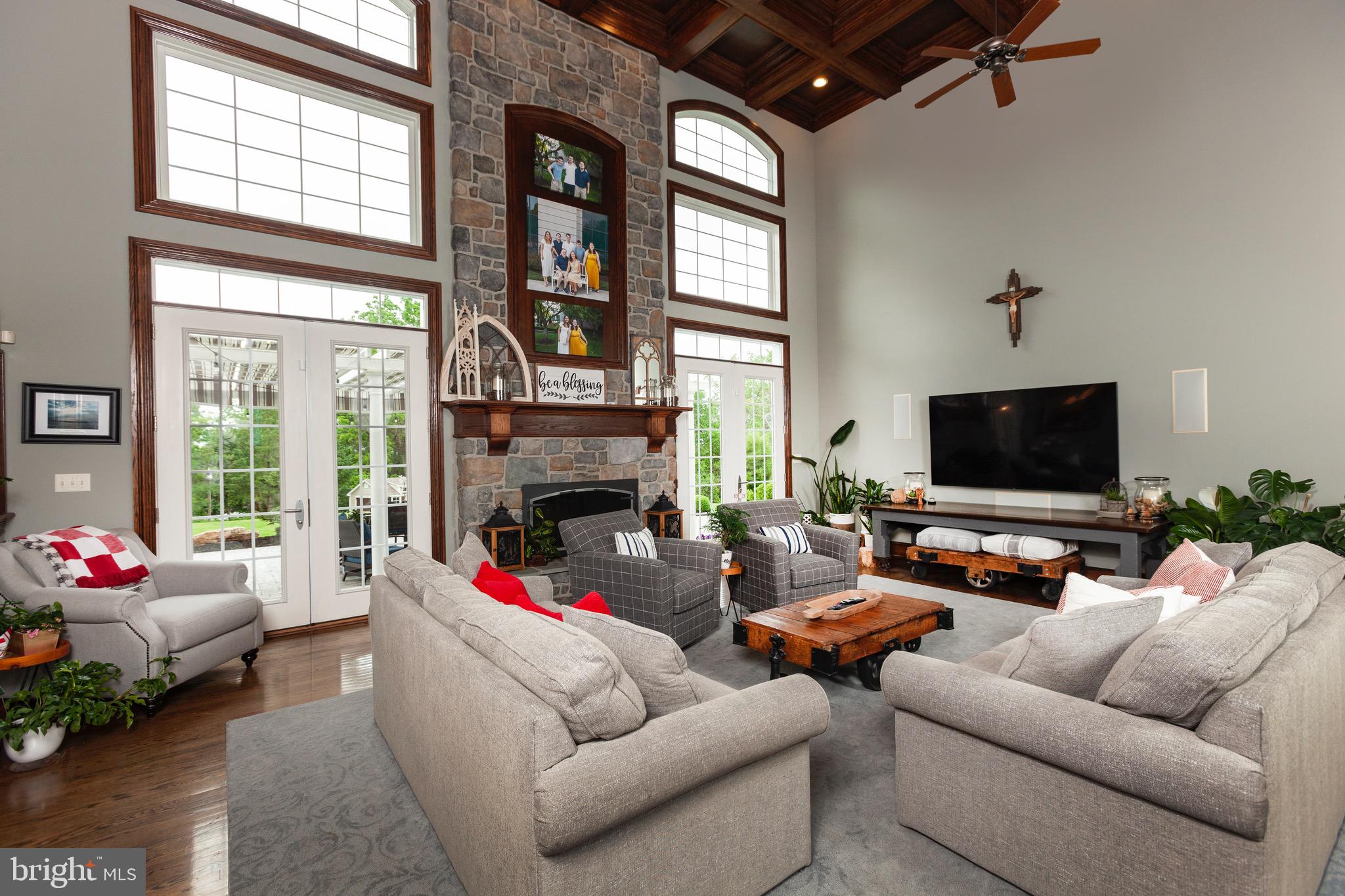 EDISON WOODS - Residential