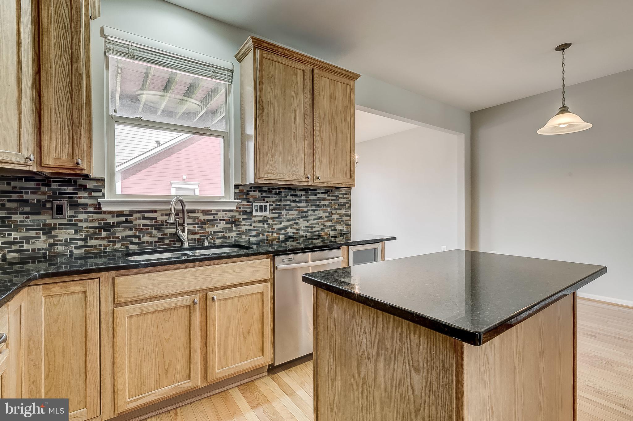 LITTLE ITALY - Residential