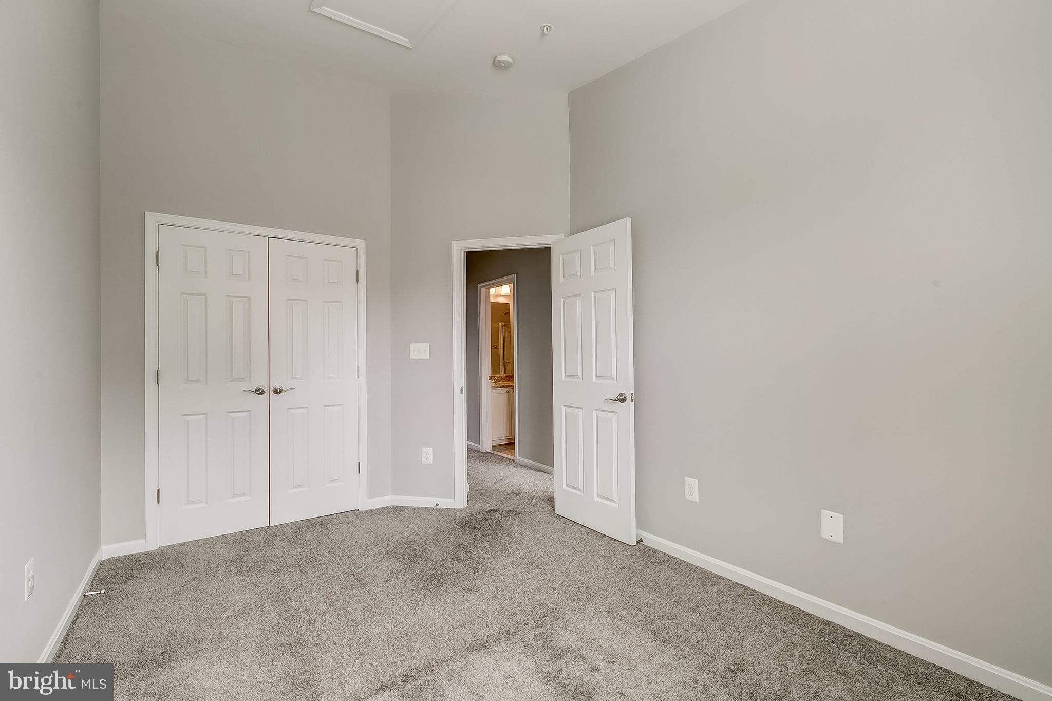 LITTLE ITALY - Residential