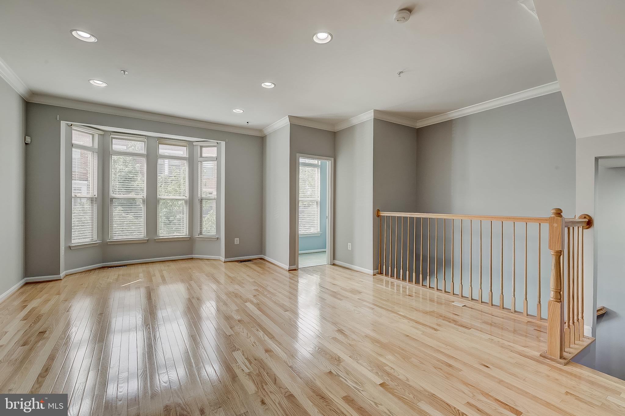 LITTLE ITALY - Residential