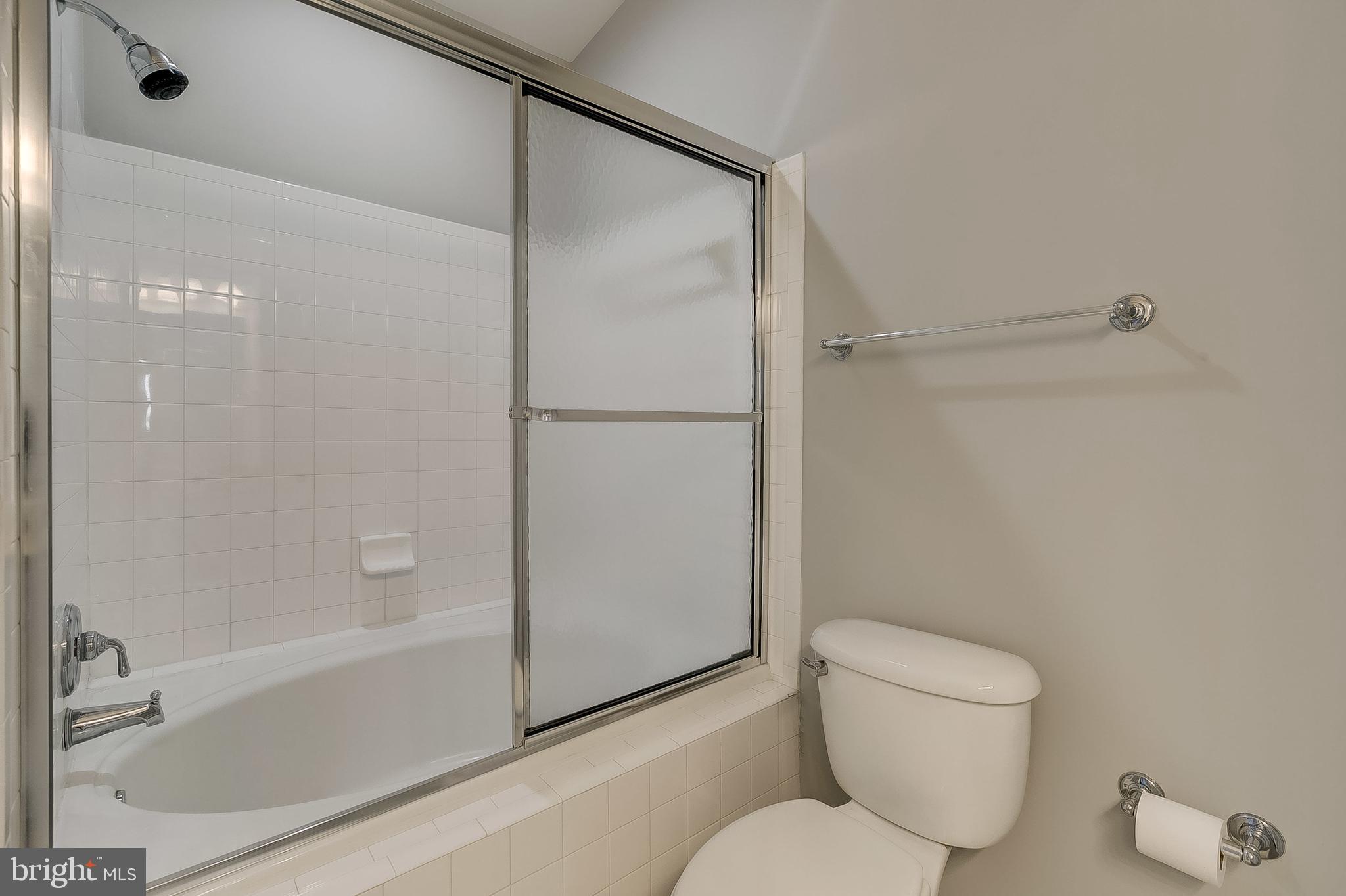 LITTLE ITALY - Residential