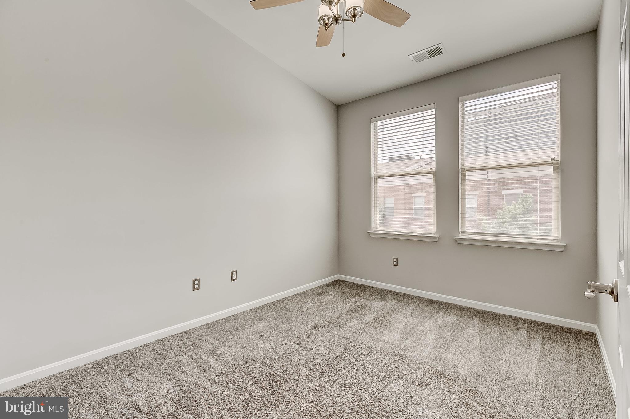 LITTLE ITALY - Residential